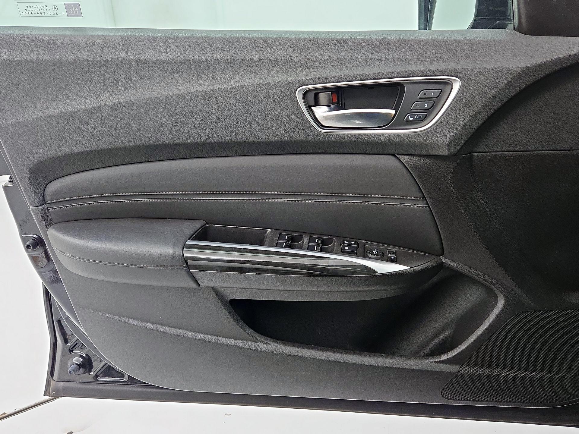 Thumbnail: 2020 Acura TLX - 12