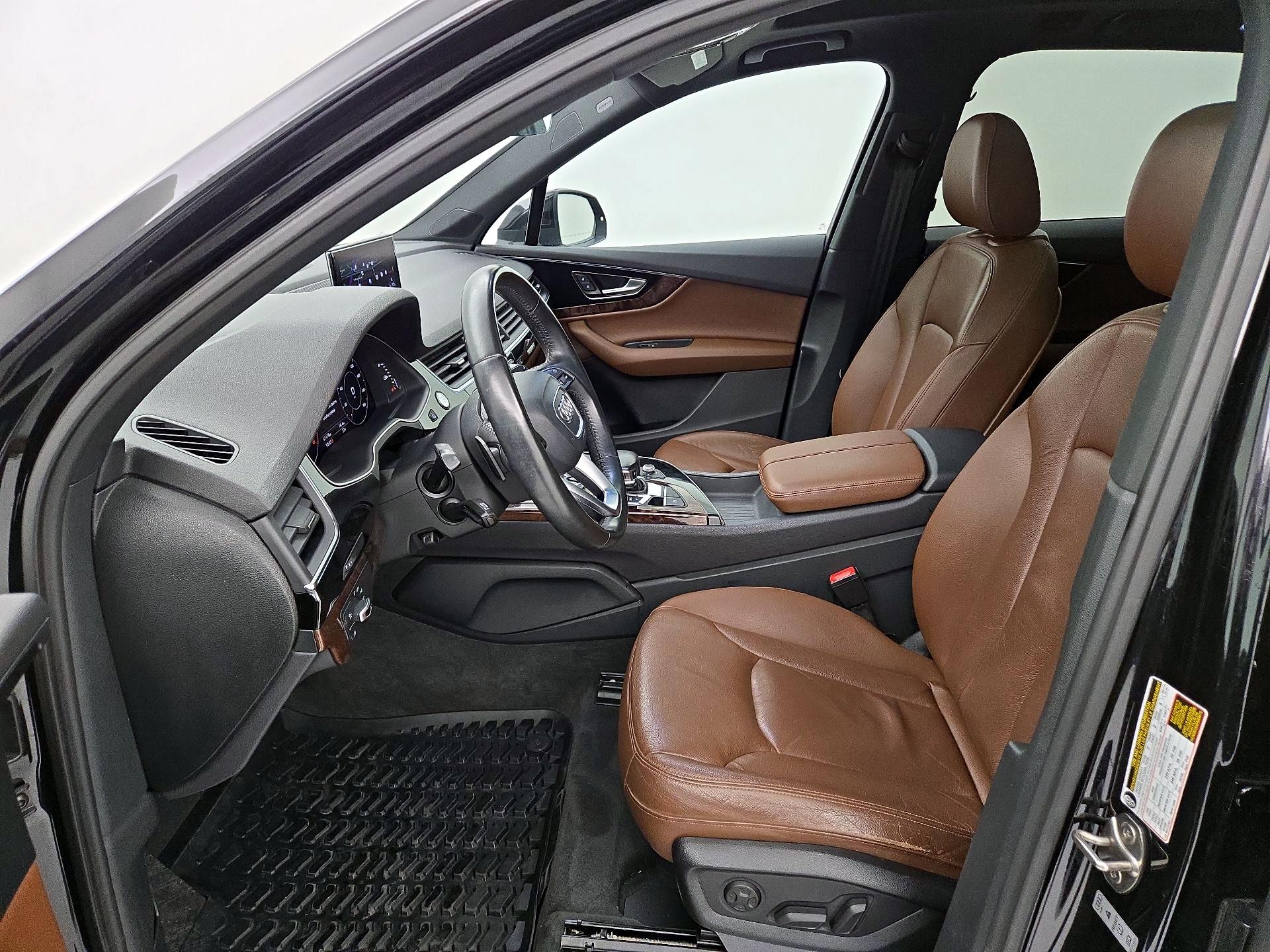 Thumbnail: 2017 Audi Q7 - 11