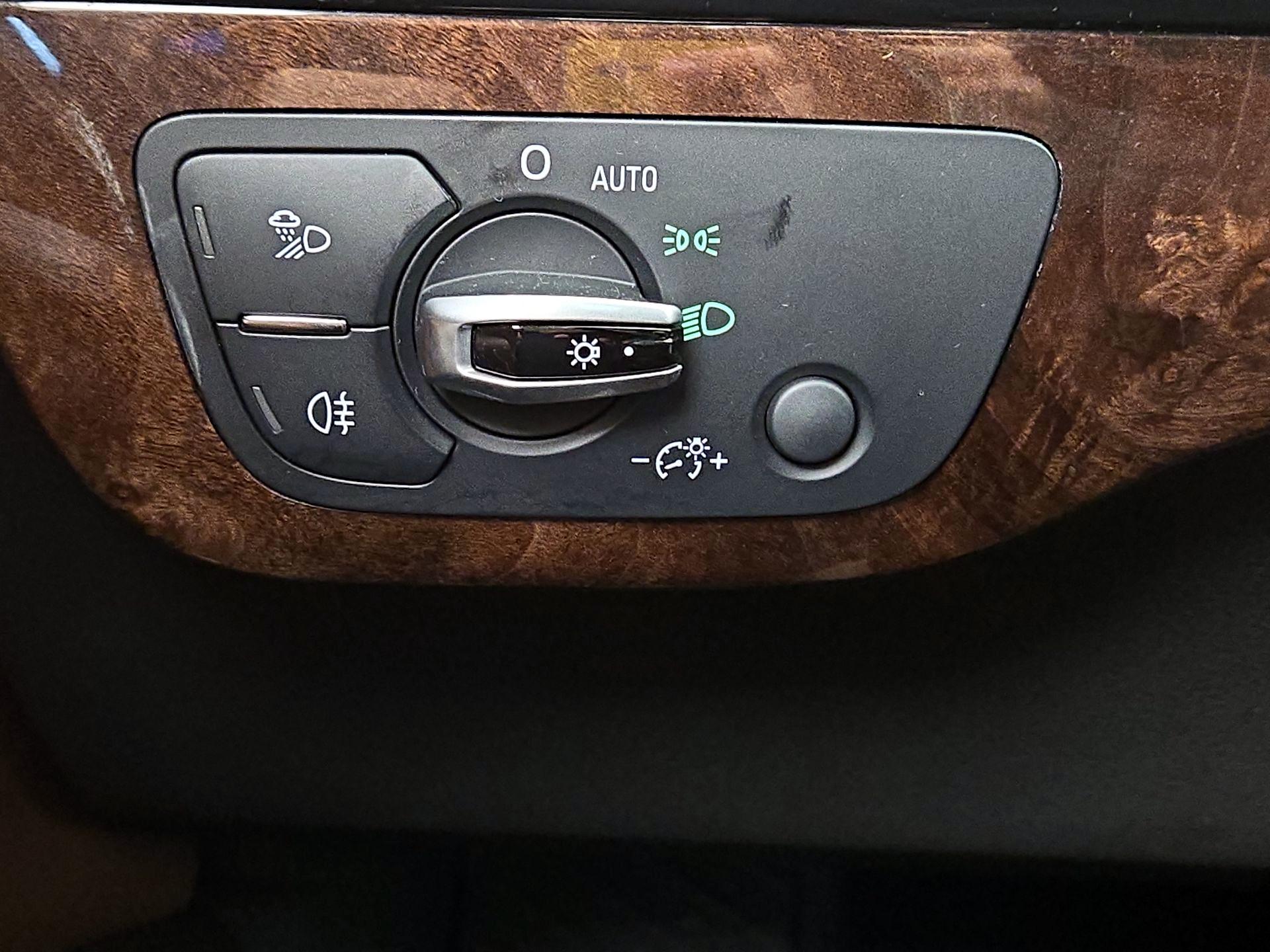 Thumbnail: 2017 Audi Q7 - 13