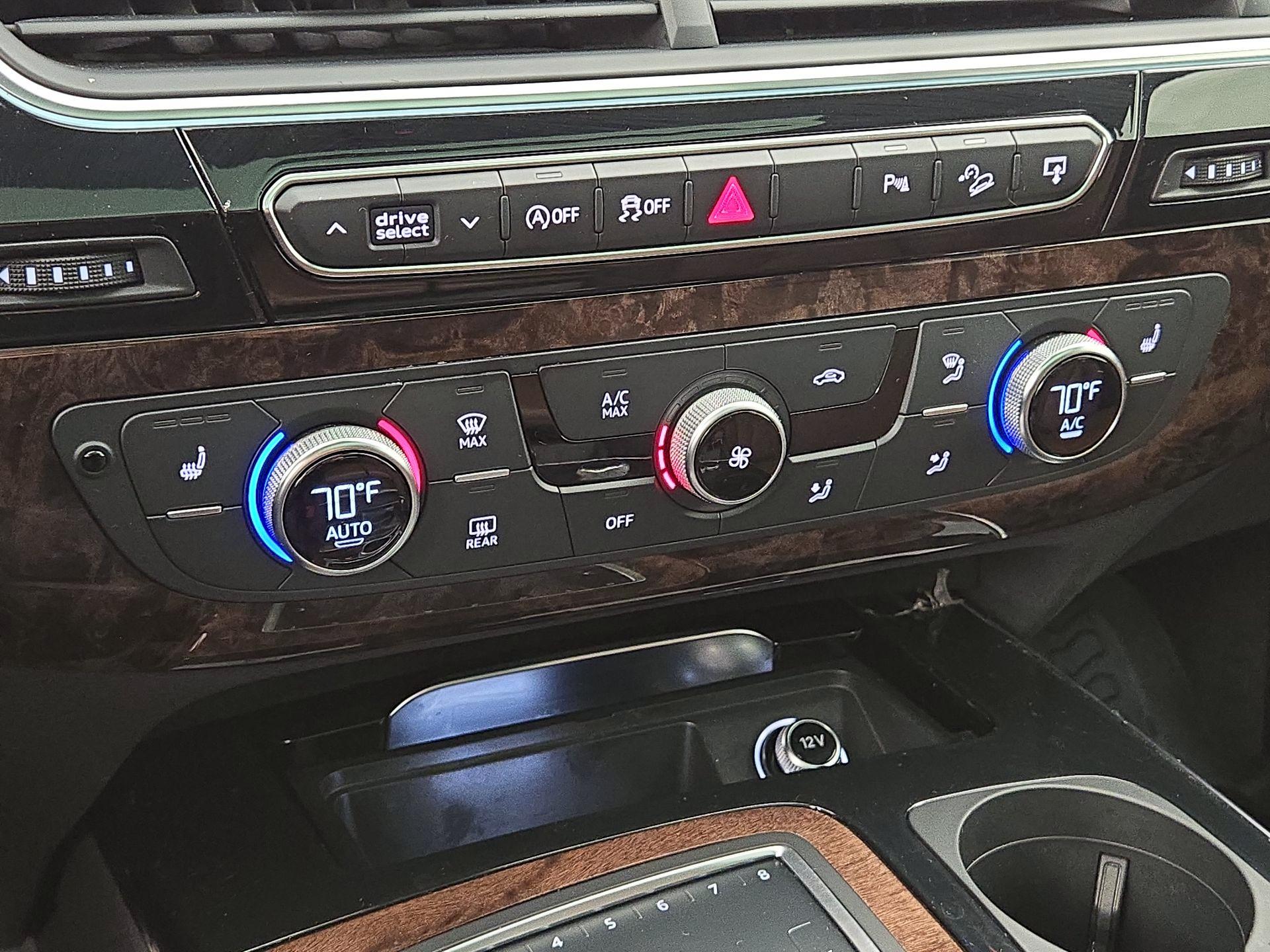 Thumbnail: 2017 Audi Q7 - 17