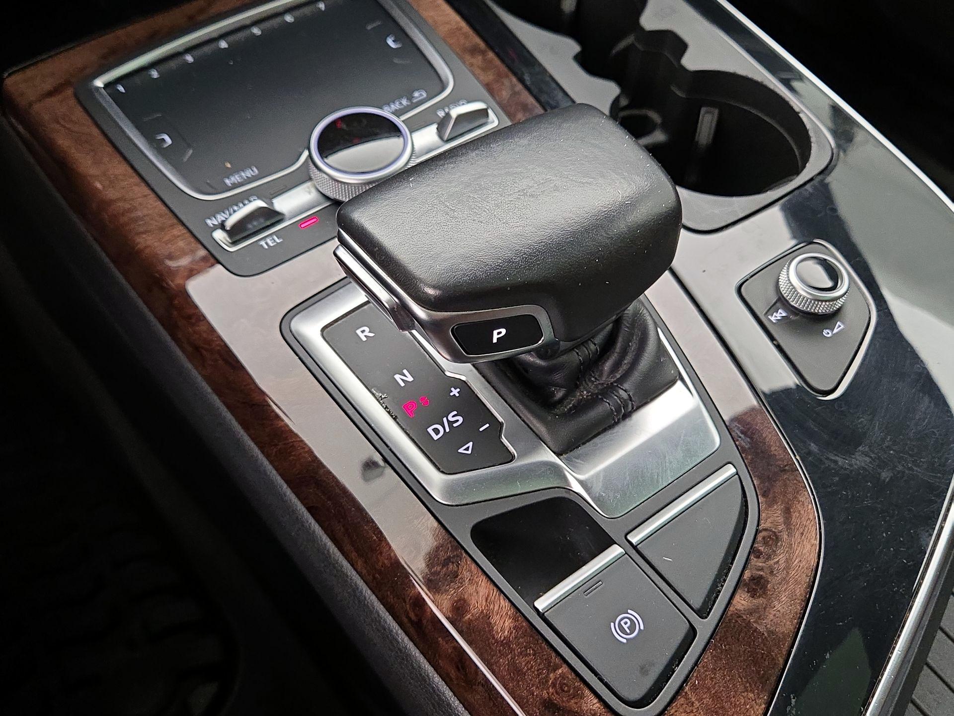 Thumbnail: 2017 Audi Q7 - 18