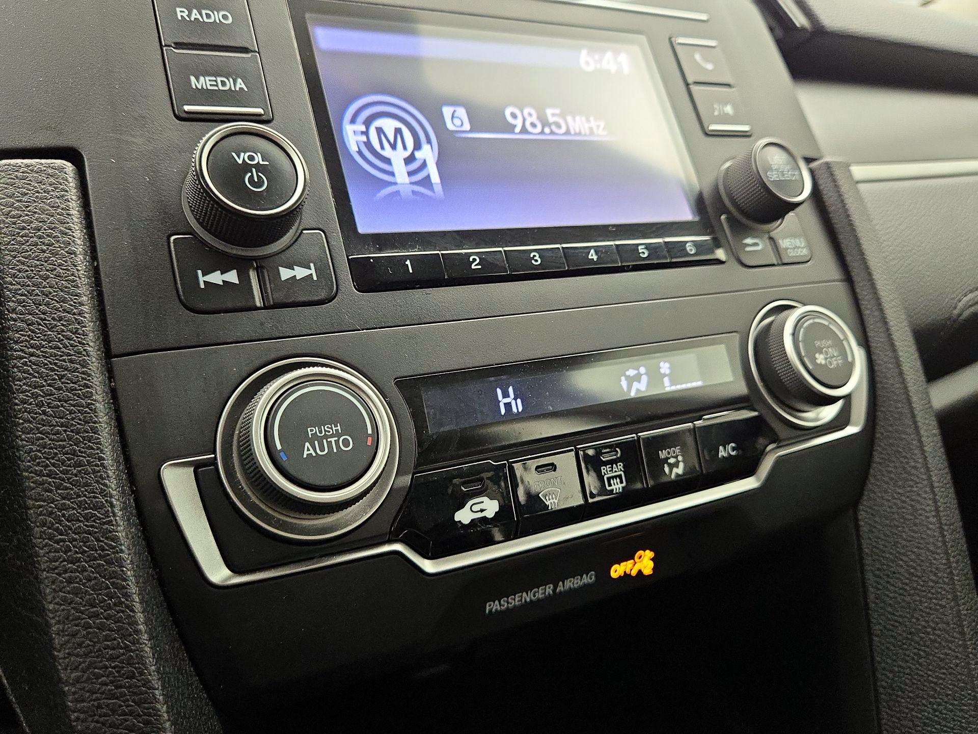 Thumbnail: 2016 Honda Civic - 16