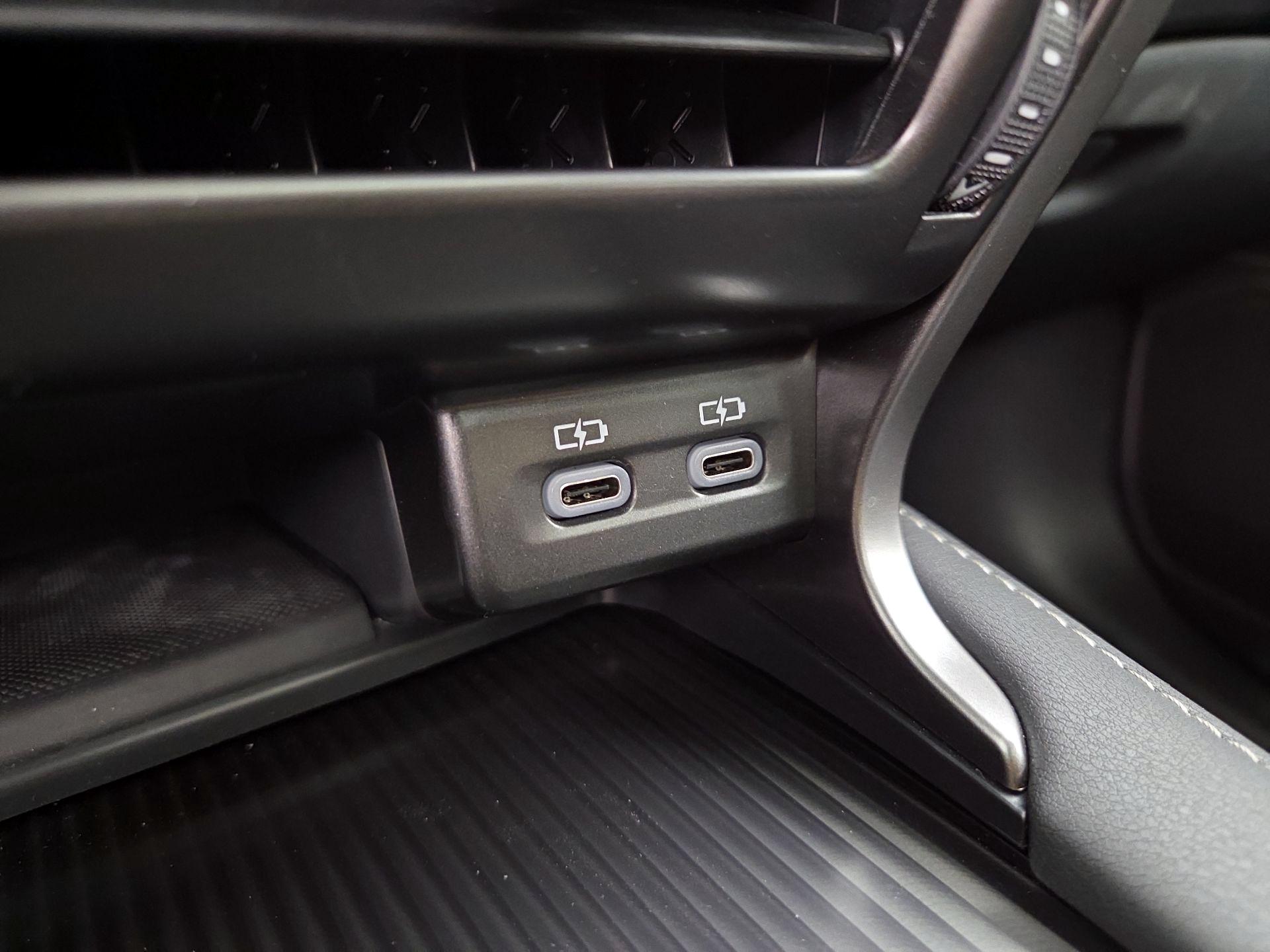 Thumbnail: 2025 Lexus RX - 19