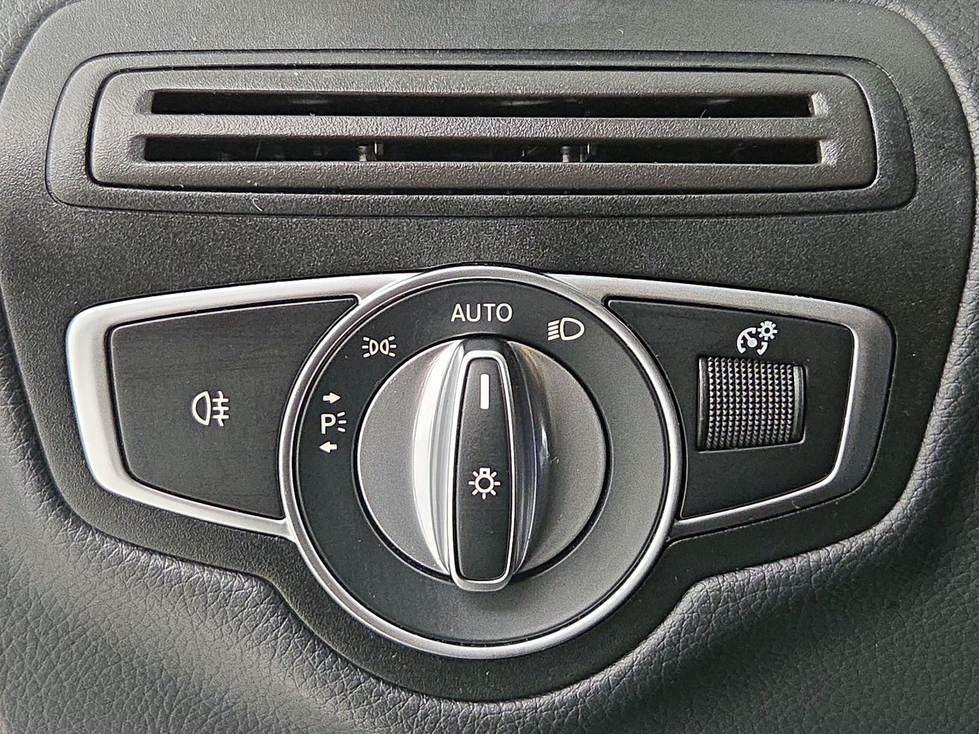 Thumbnail: 2021 Mercedes-Benz GLC - 13