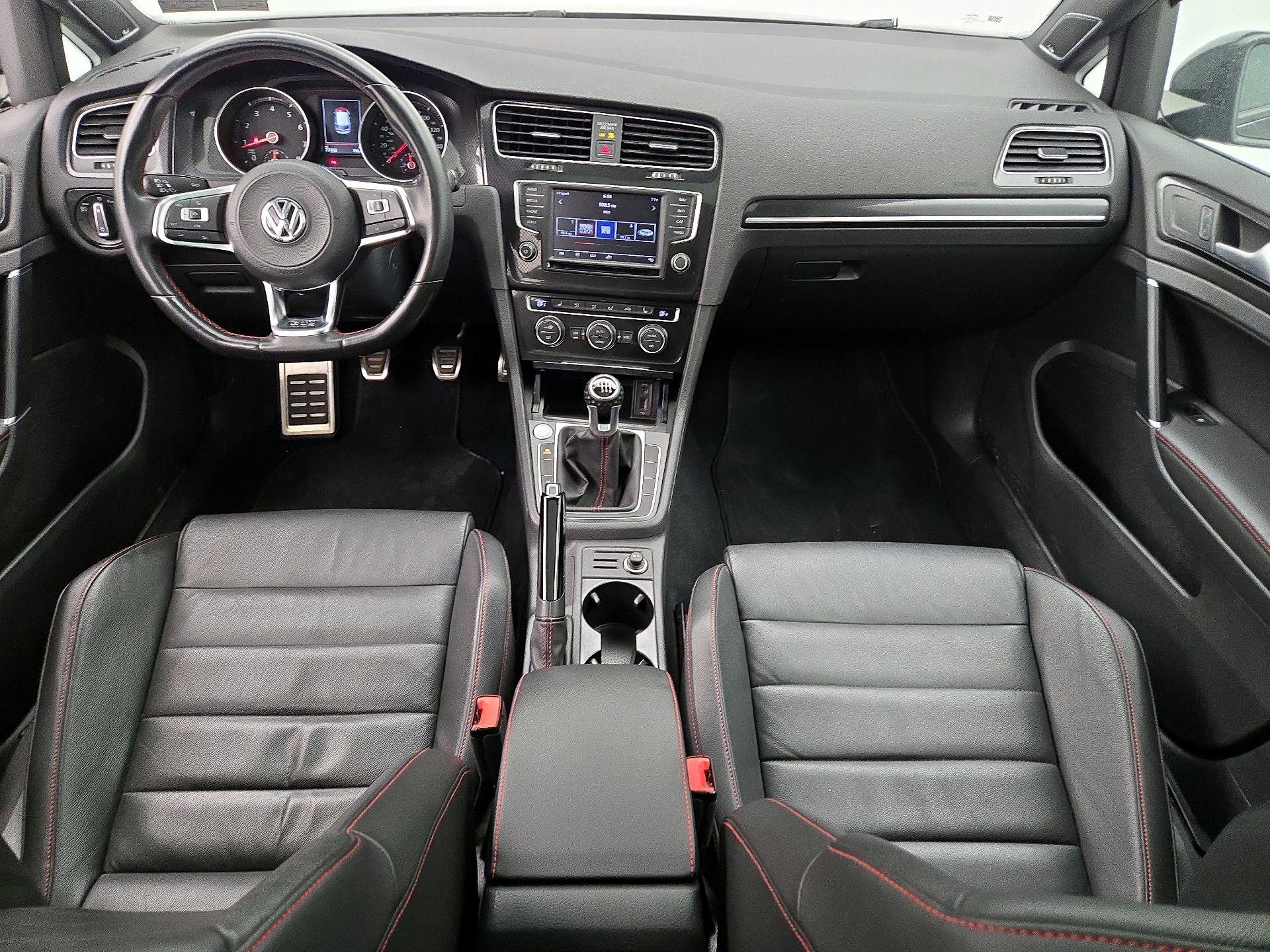 Thumbnail: 2017 Volkswagen Golf - 9