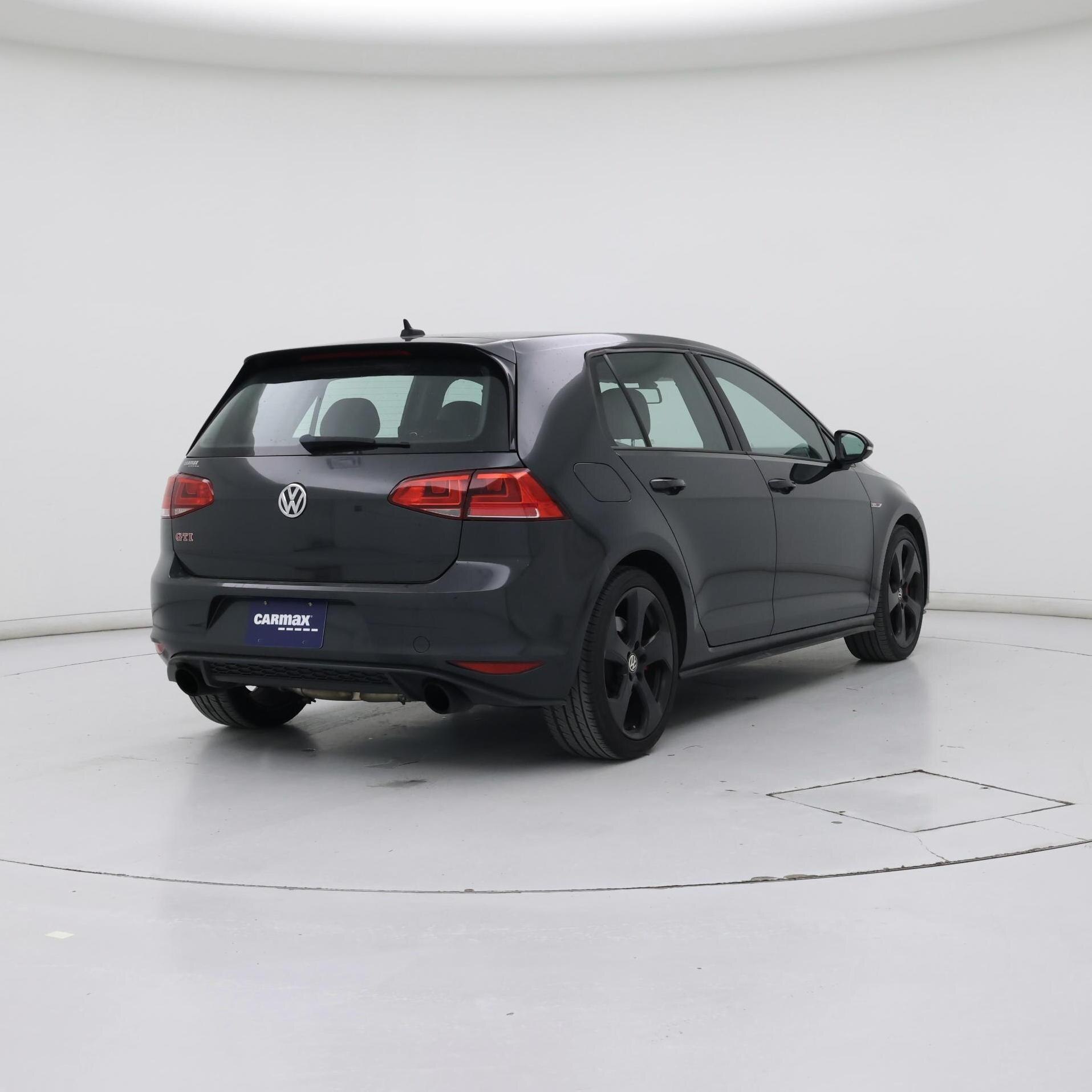 Thumbnail: 2017 Volkswagen Golf - 8