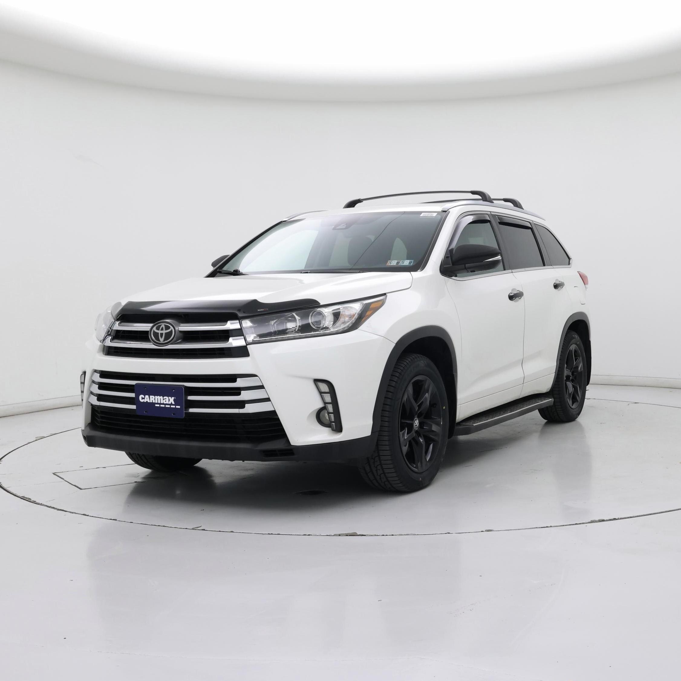 Thumbnail: 2017 Toyota Highlander - 4