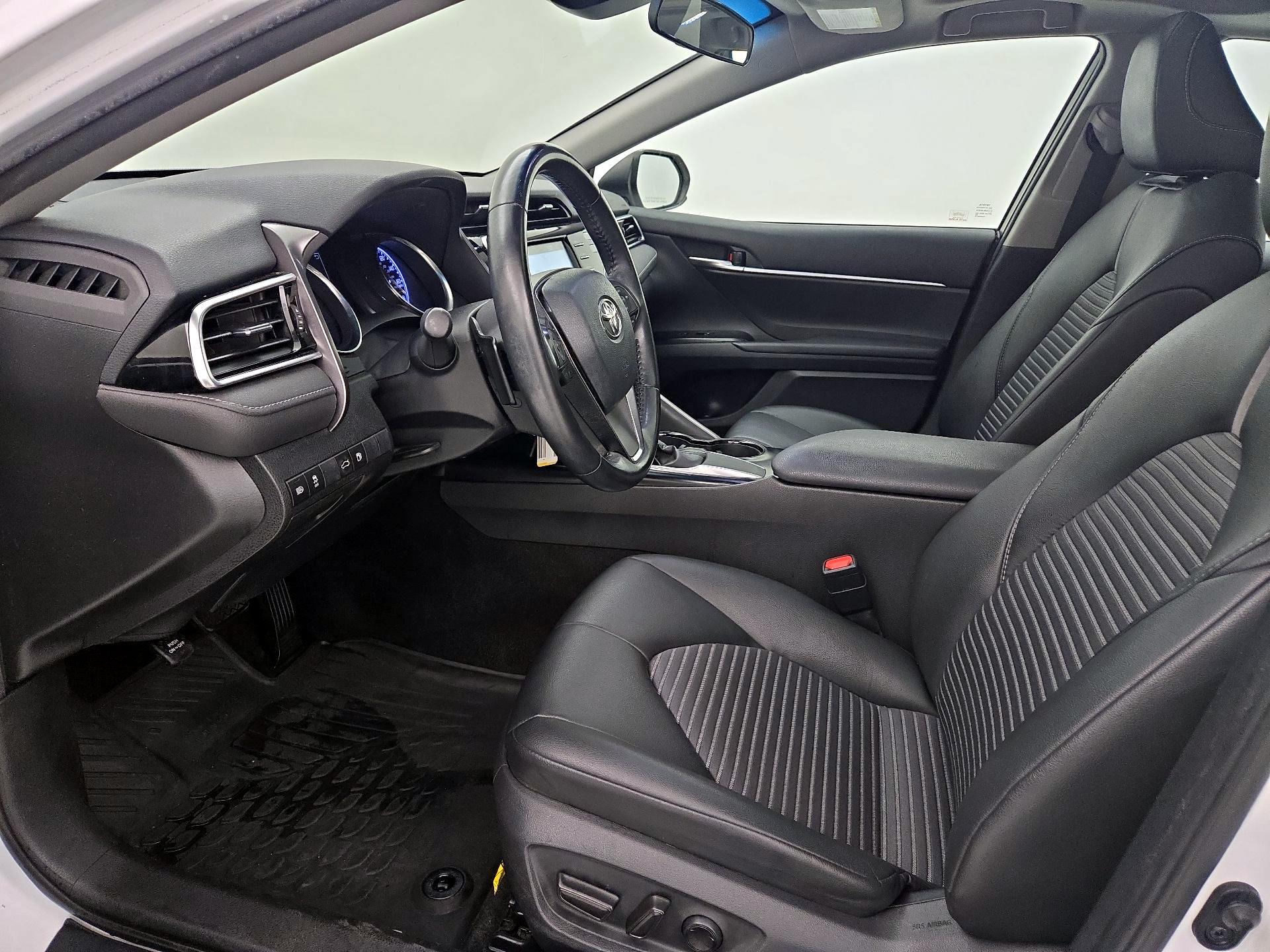 Thumbnail: 2018 Toyota Camry - 11