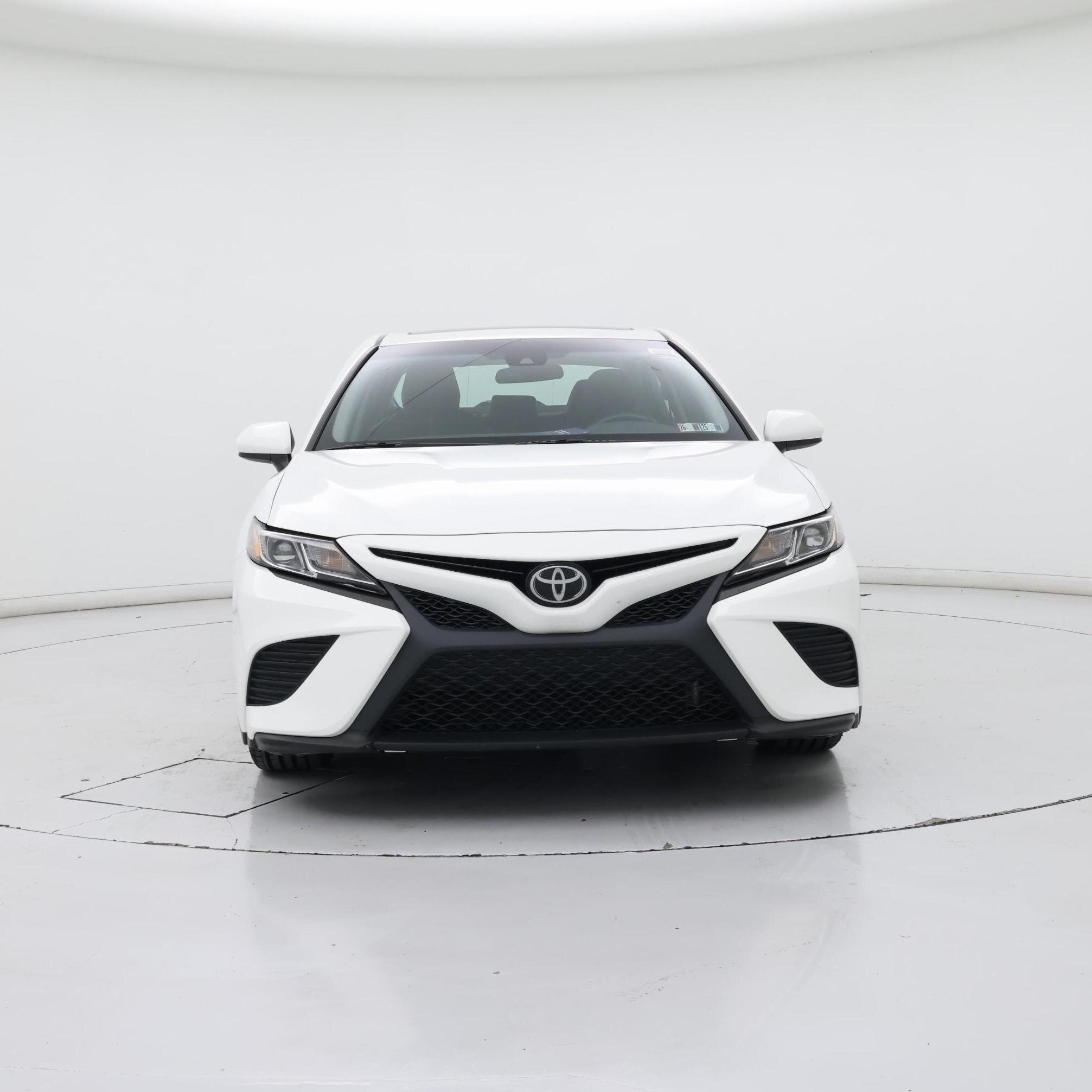 Thumbnail: 2018 Toyota Camry - 5