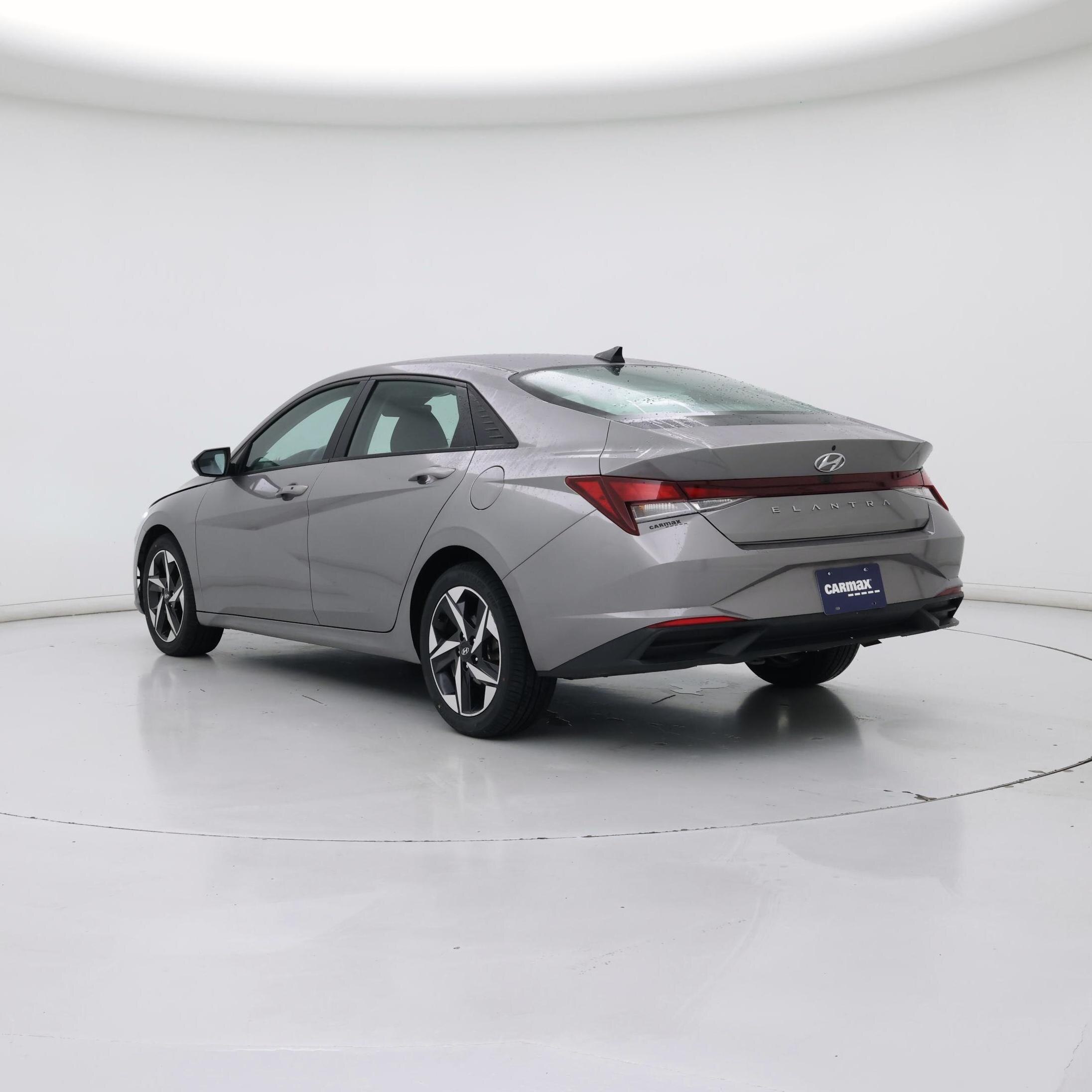 Thumbnail: 2023 Hyundai Elantra - 2