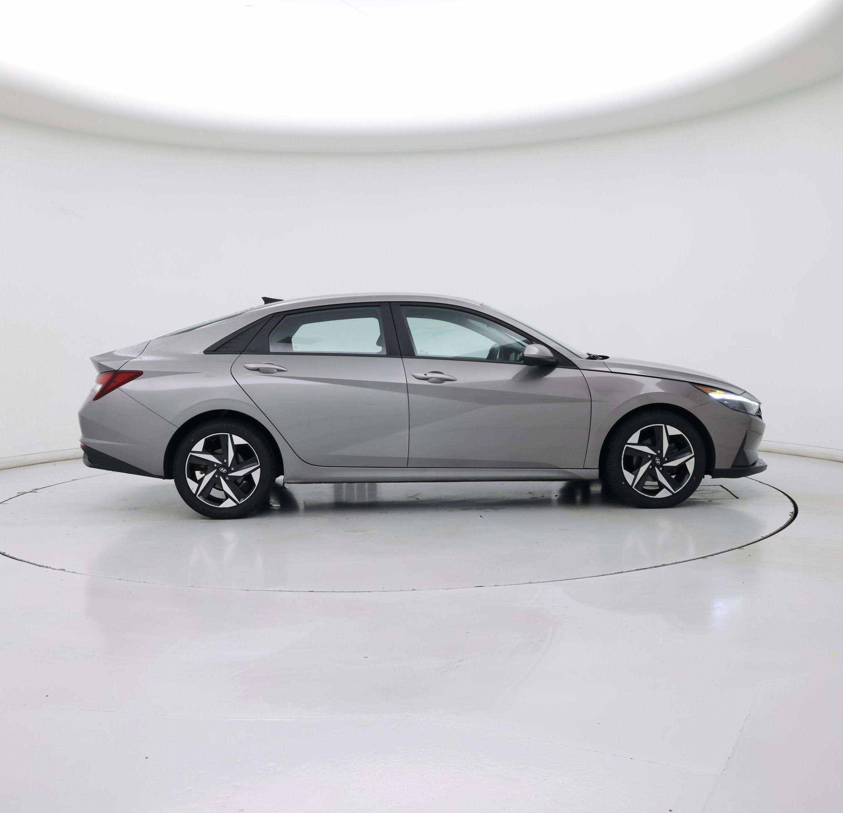 Thumbnail: 2023 Hyundai Elantra - 7