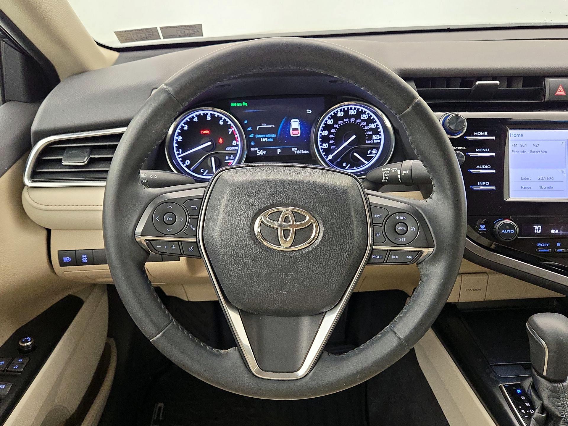 Thumbnail: 2018 Toyota Camry - 10