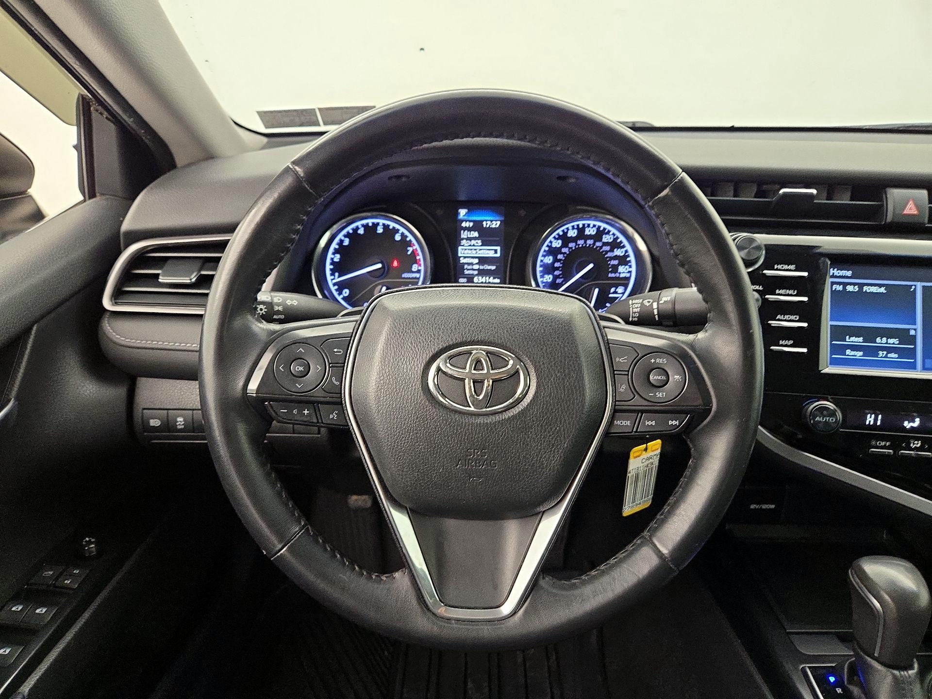 Thumbnail: 2019 Toyota Camry - 10