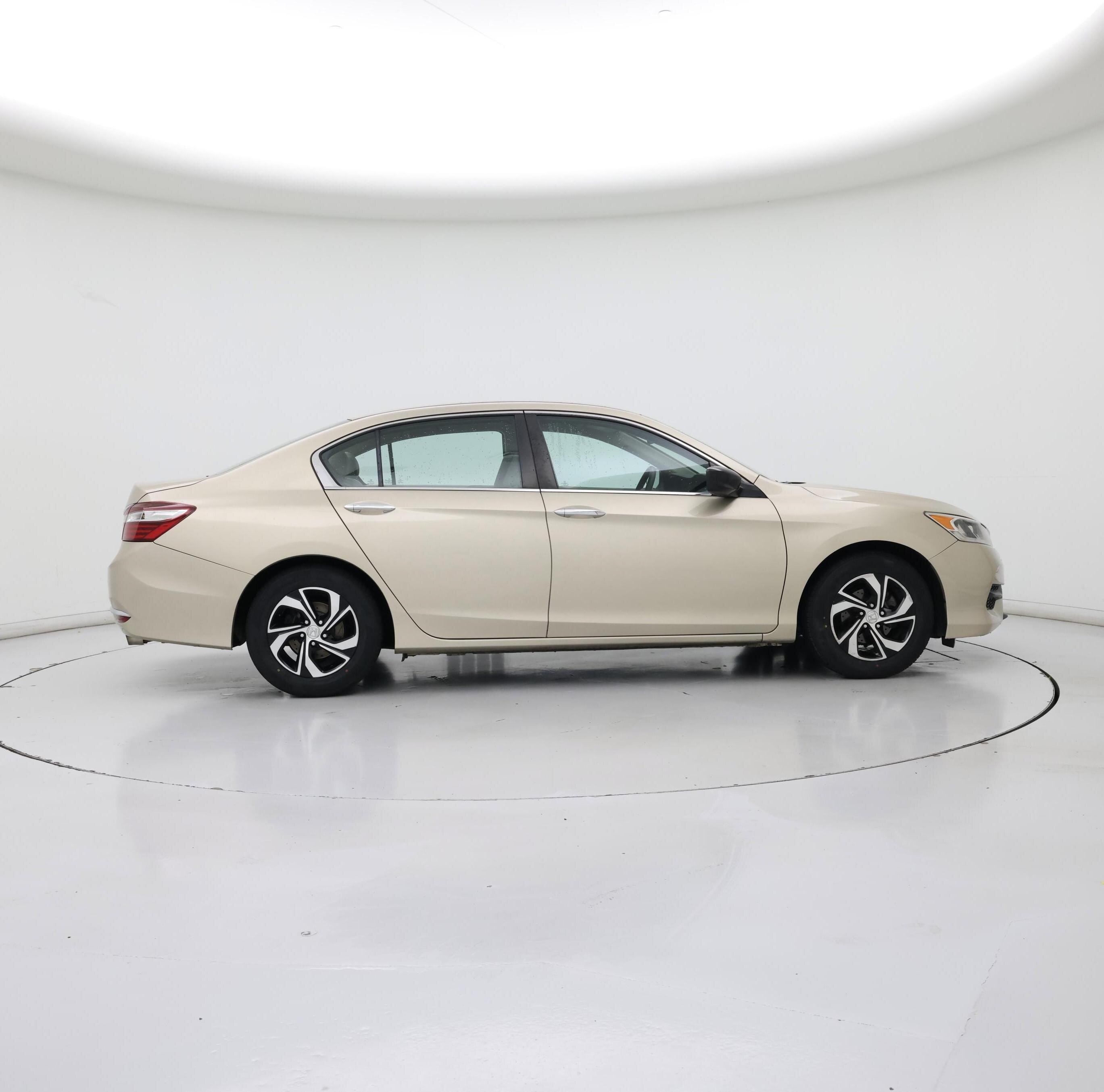 Thumbnail: 2017 Honda Accord - 7