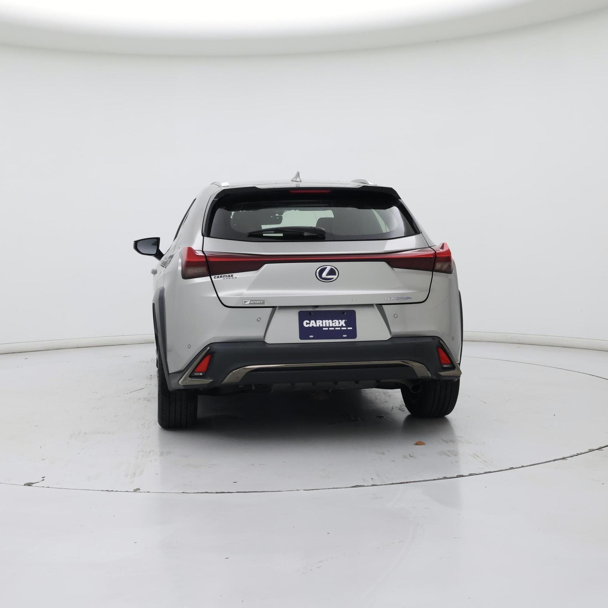 Thumbnail: 2020 Lexus UX - 6