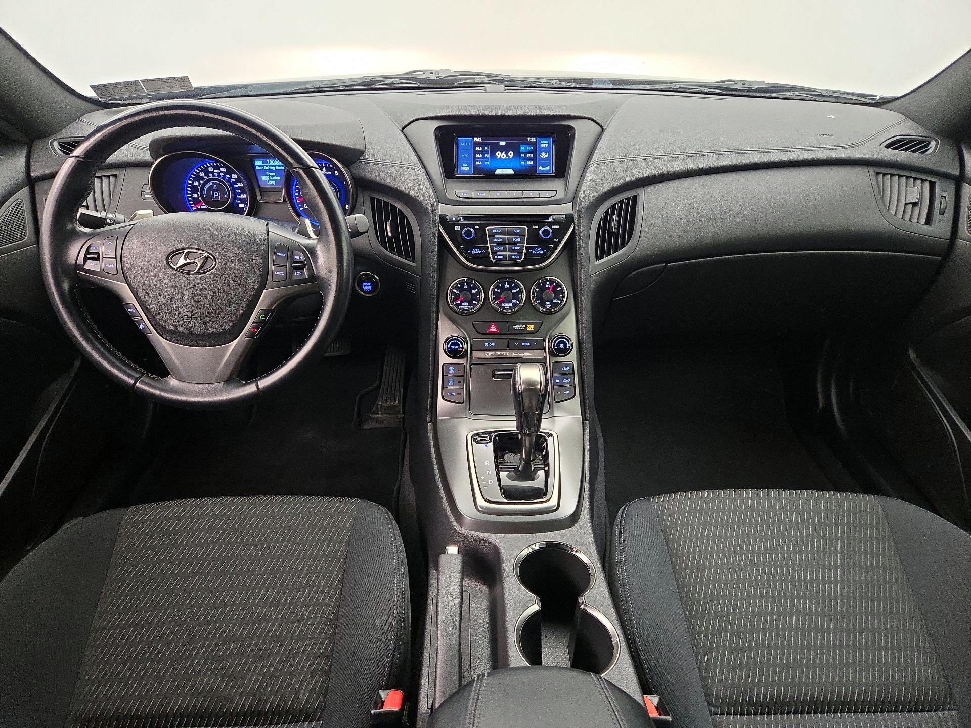 Thumbnail: 2016 Hyundai Genesis - 9