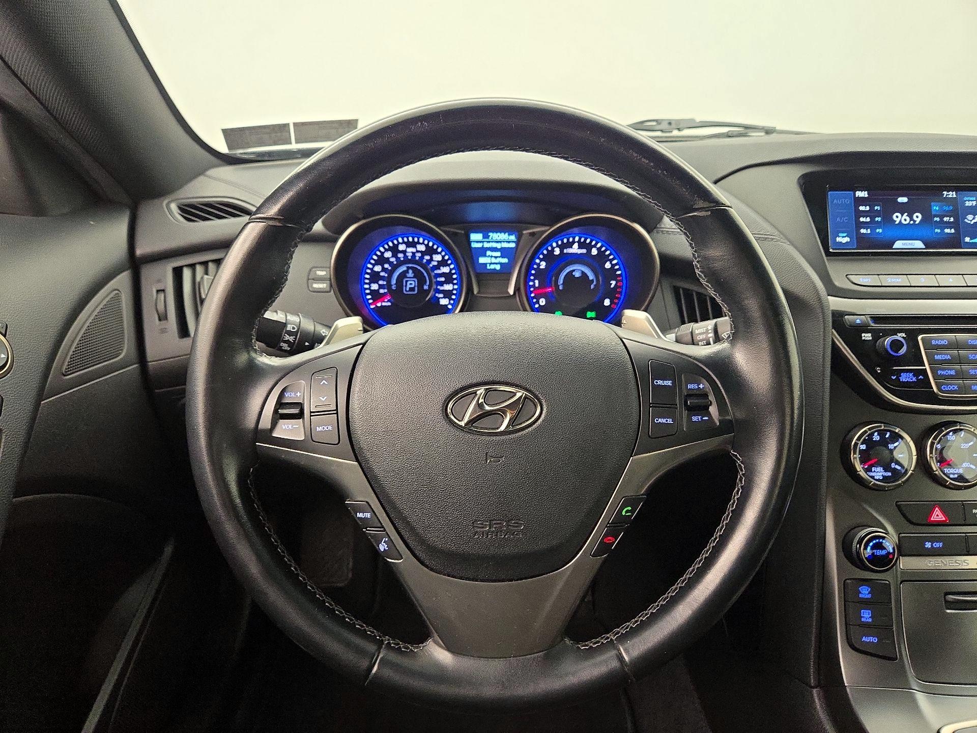 Thumbnail: 2016 Hyundai Genesis - 10