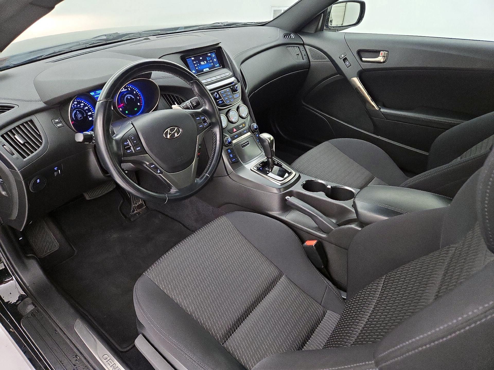 Thumbnail: 2016 Hyundai Genesis - 11