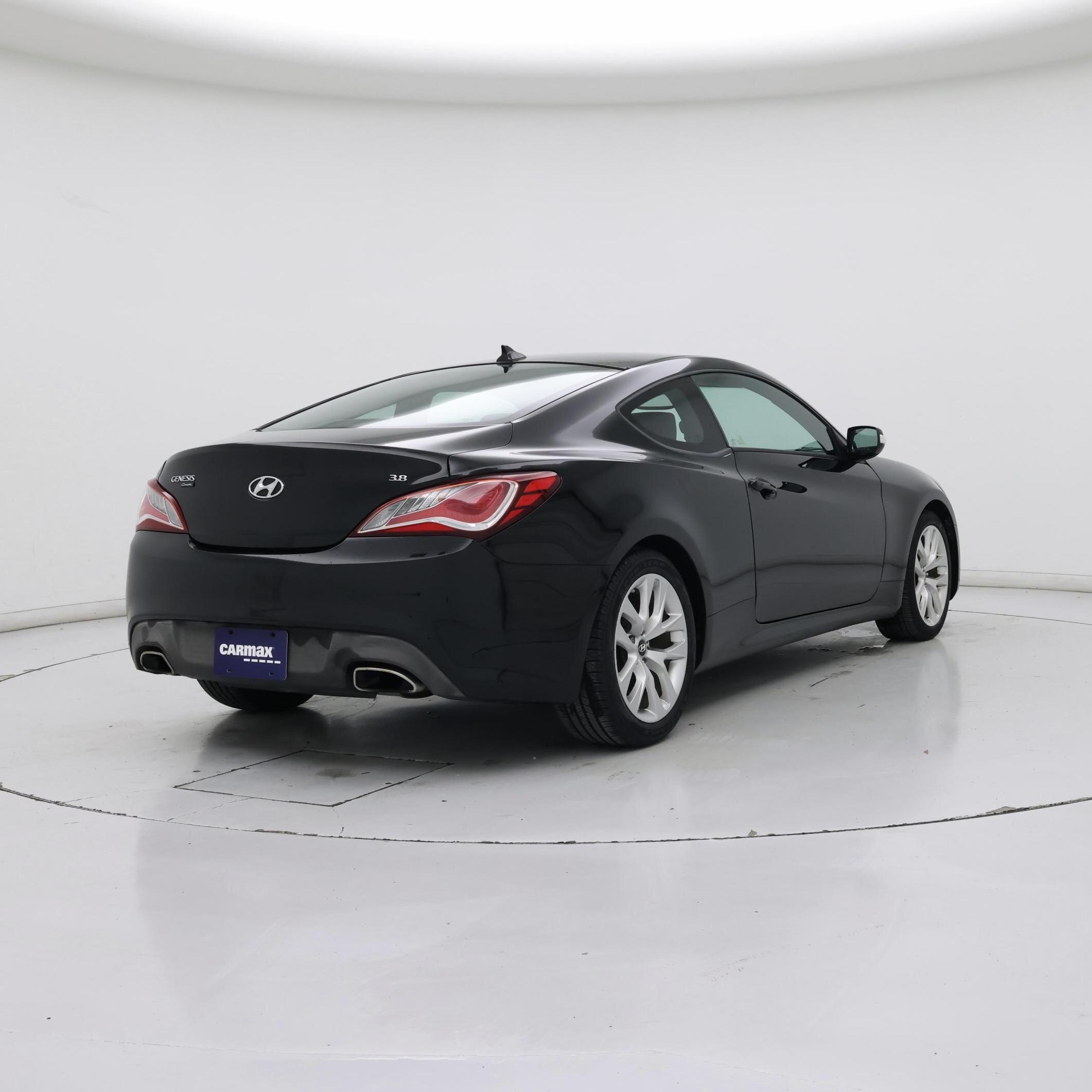 Thumbnail: 2016 Hyundai Genesis - 8