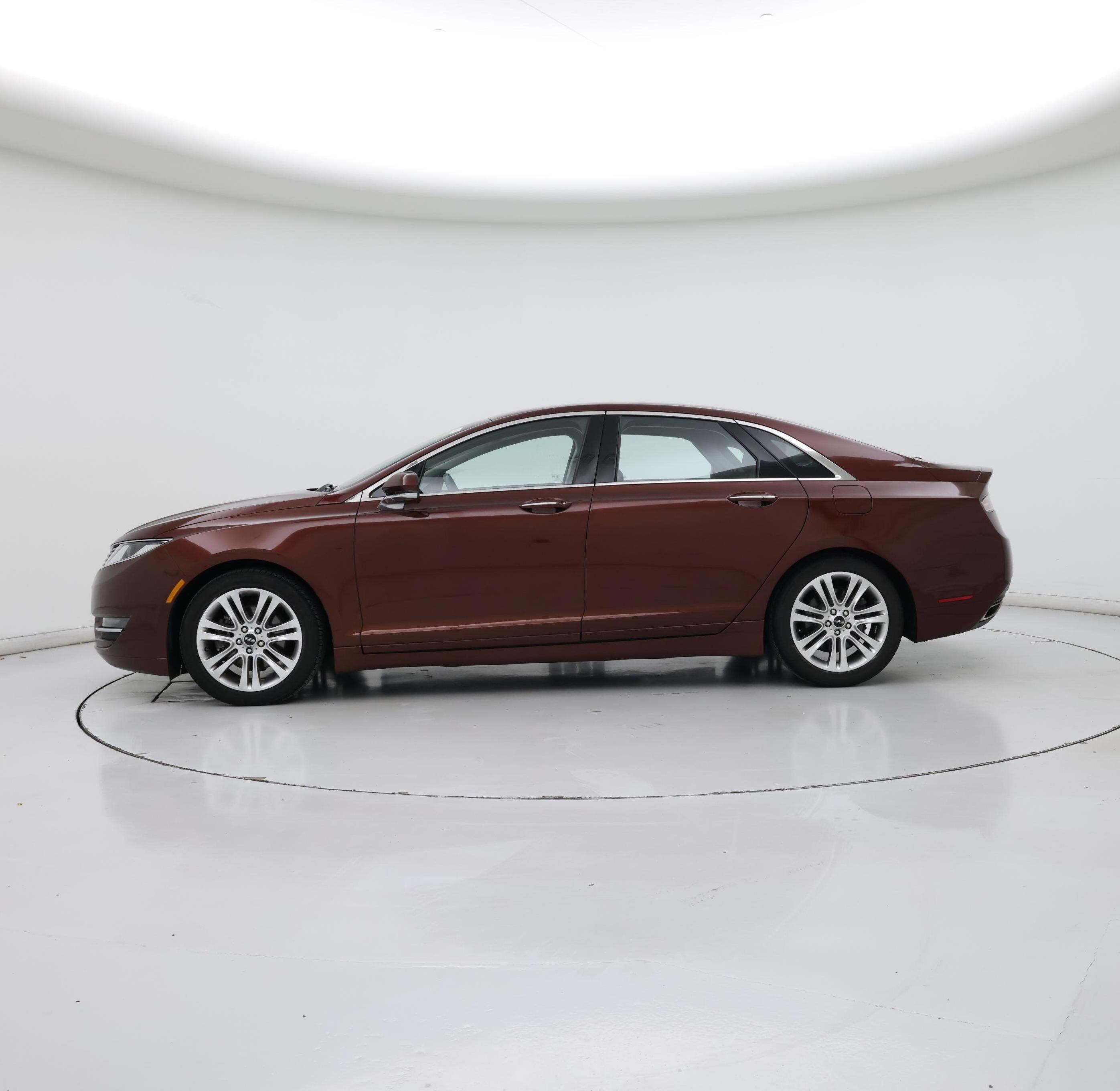 Thumbnail: 2015 Lincoln MKZ - 3
