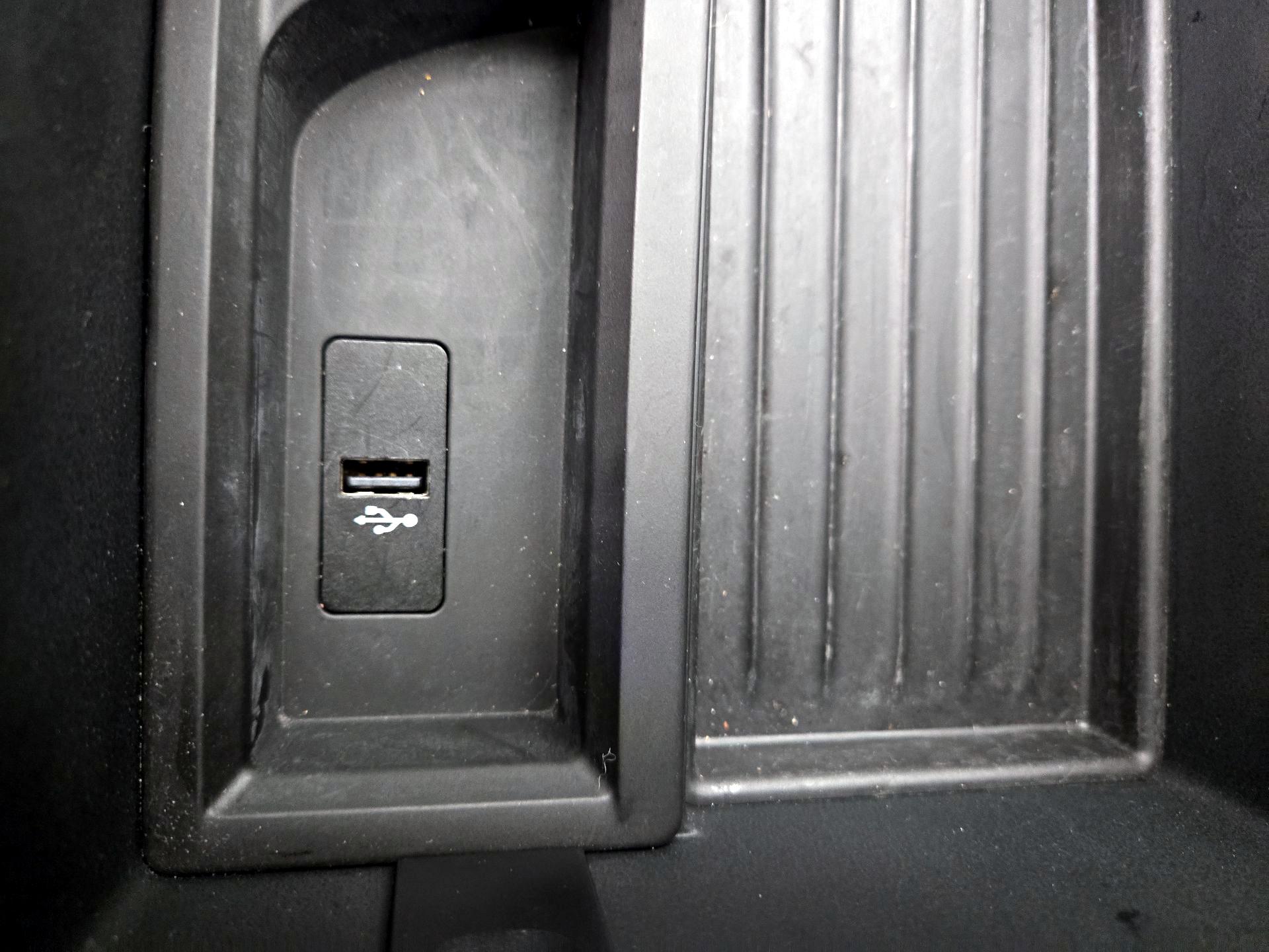 Thumbnail: 2018 BMW 3 Series - 19