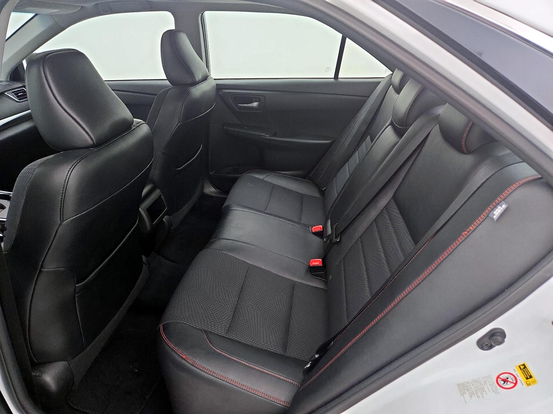 Thumbnail: 2017 Toyota Camry - 20