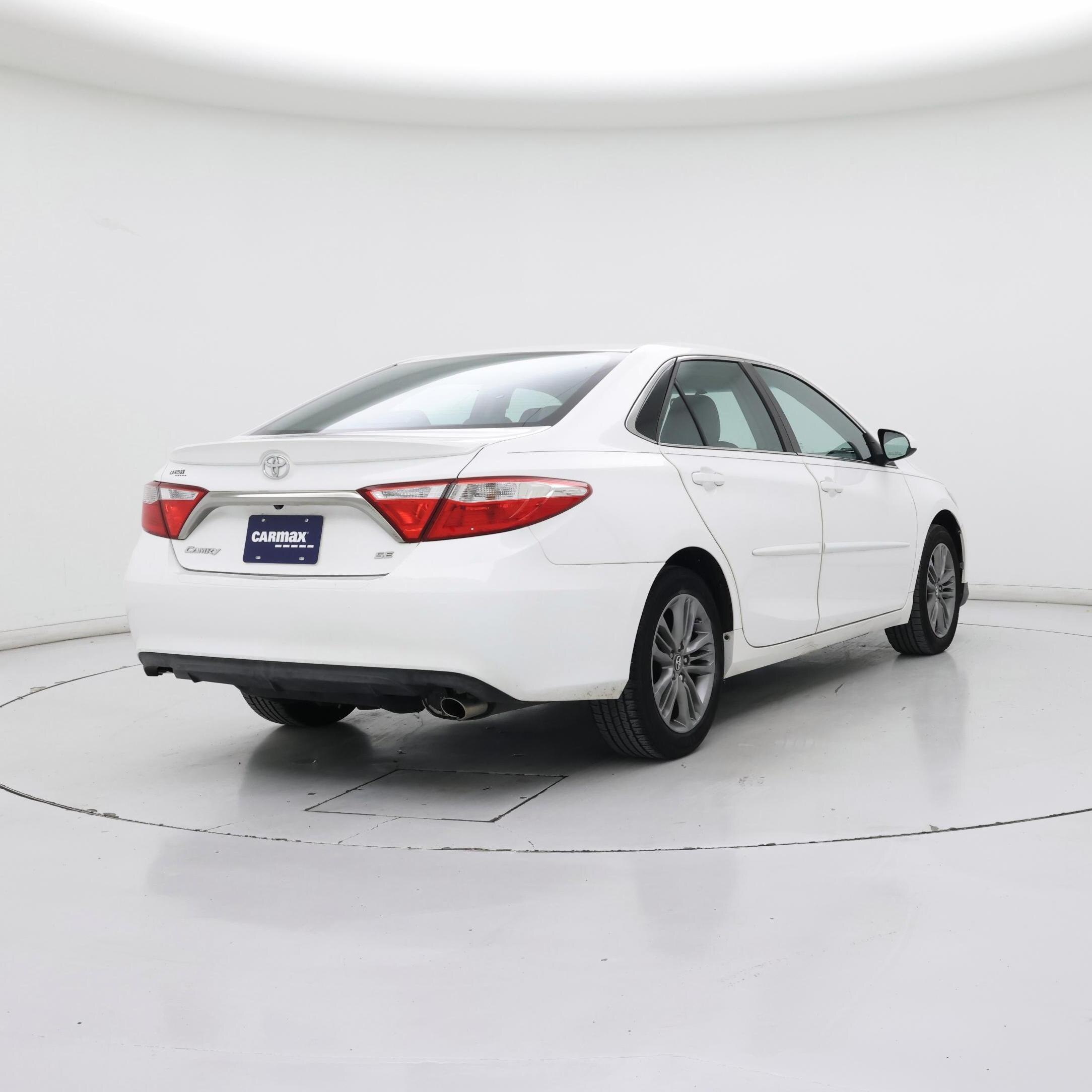 Thumbnail: 2017 Toyota Camry - 8