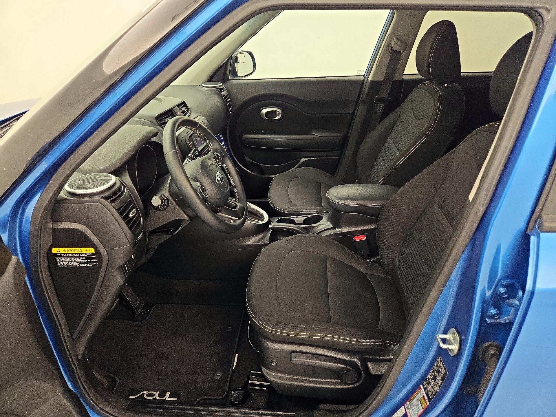 Thumbnail: 2016 Kia Soul - 11