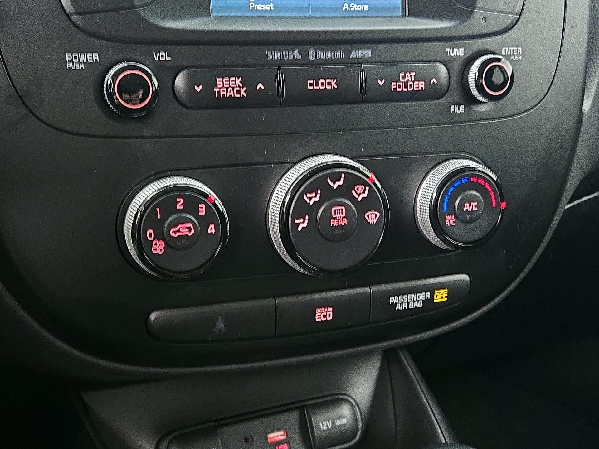 Thumbnail: 2016 Kia Soul - 16