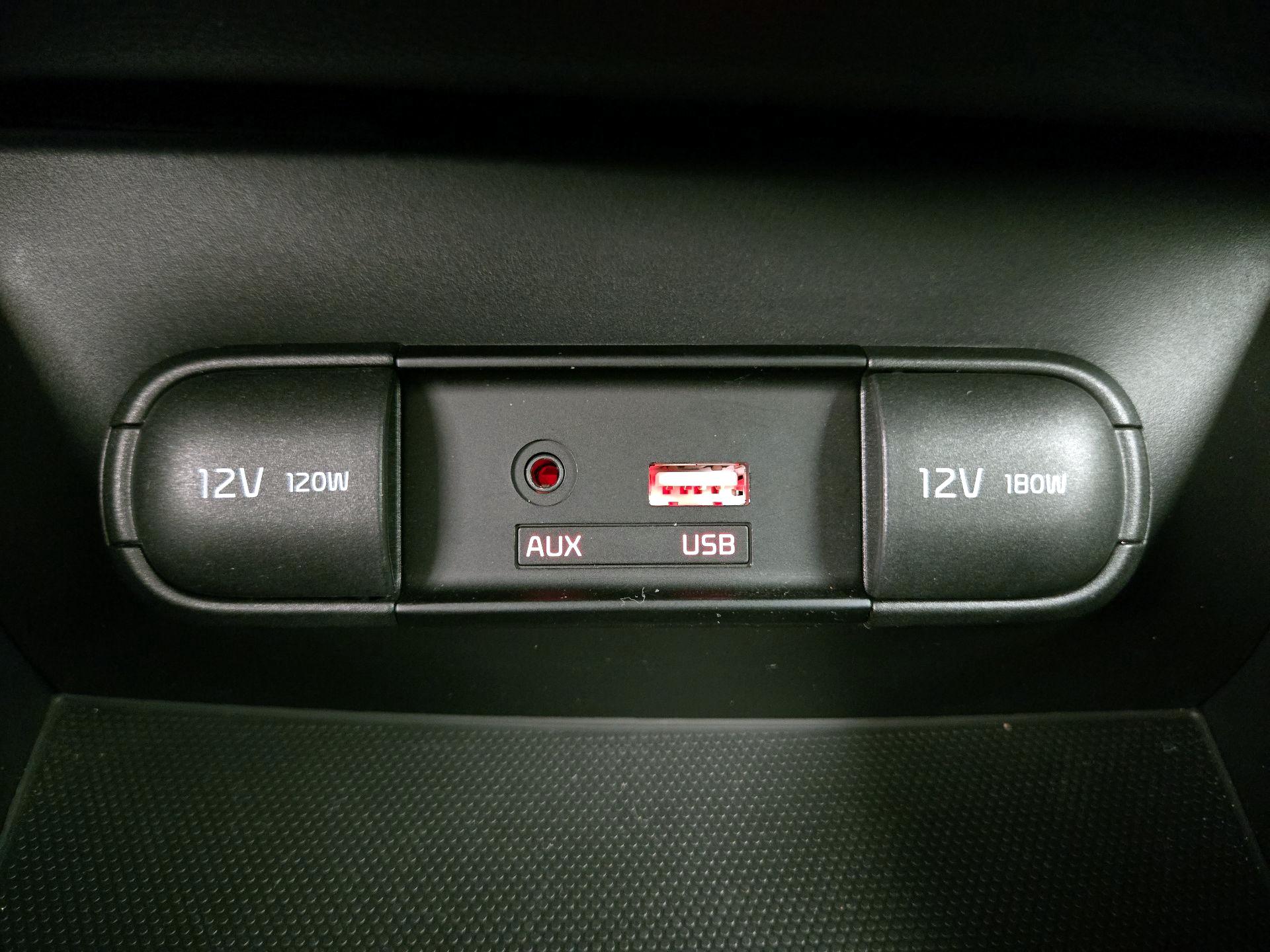 Thumbnail: 2016 Kia Soul - 18