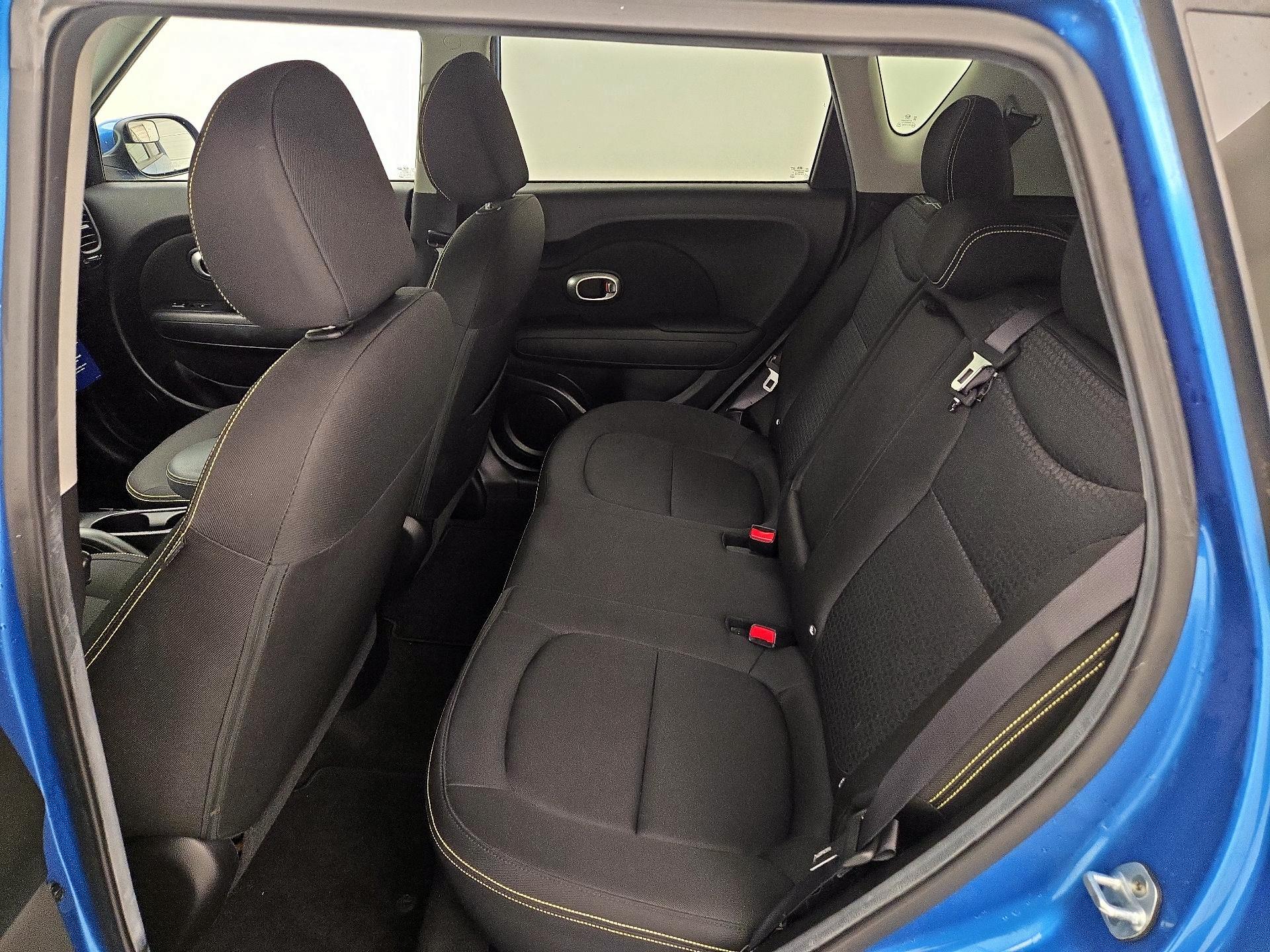 Thumbnail: 2016 Kia Soul - 19