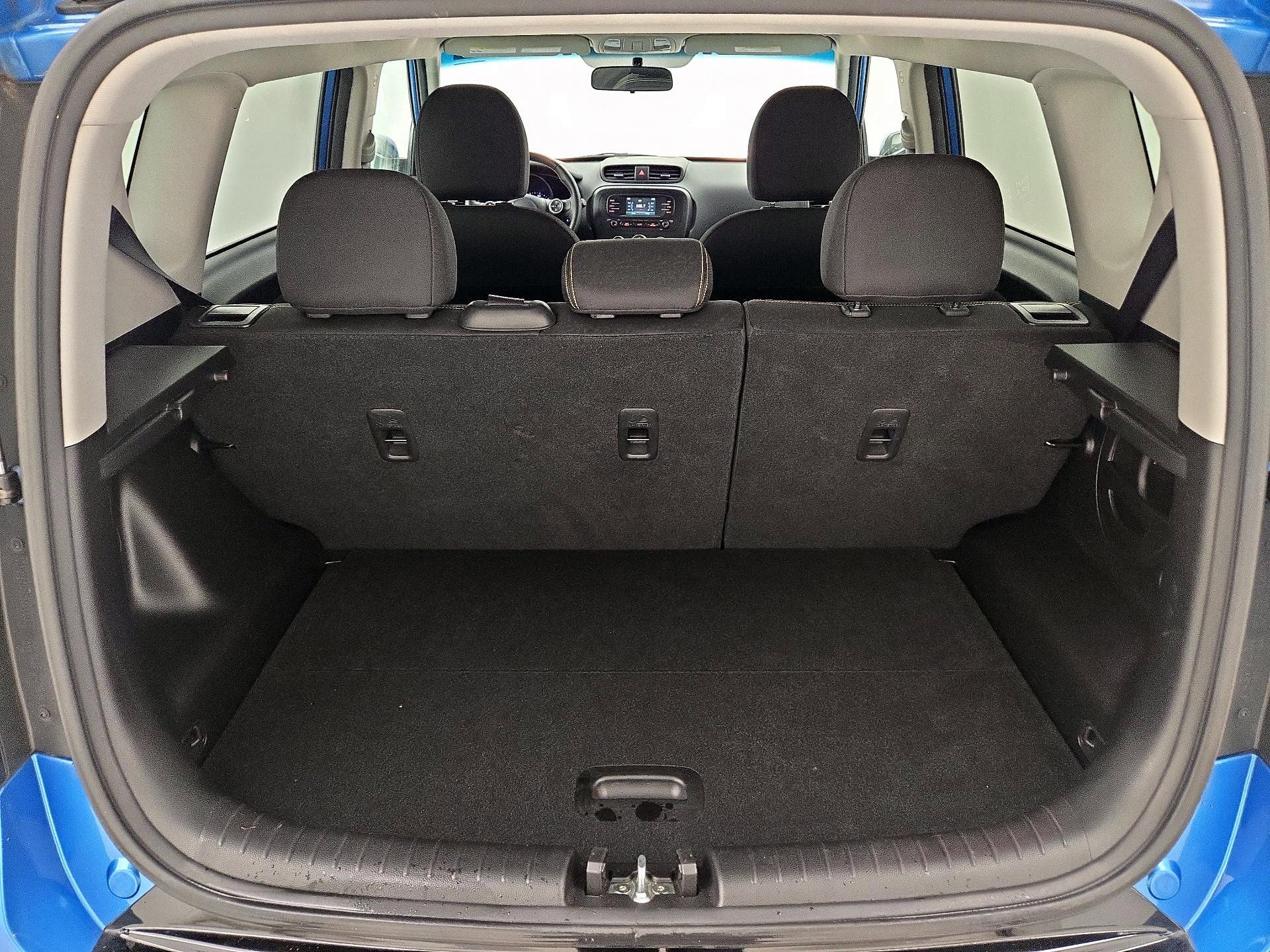 Thumbnail: 2016 Kia Soul - 20