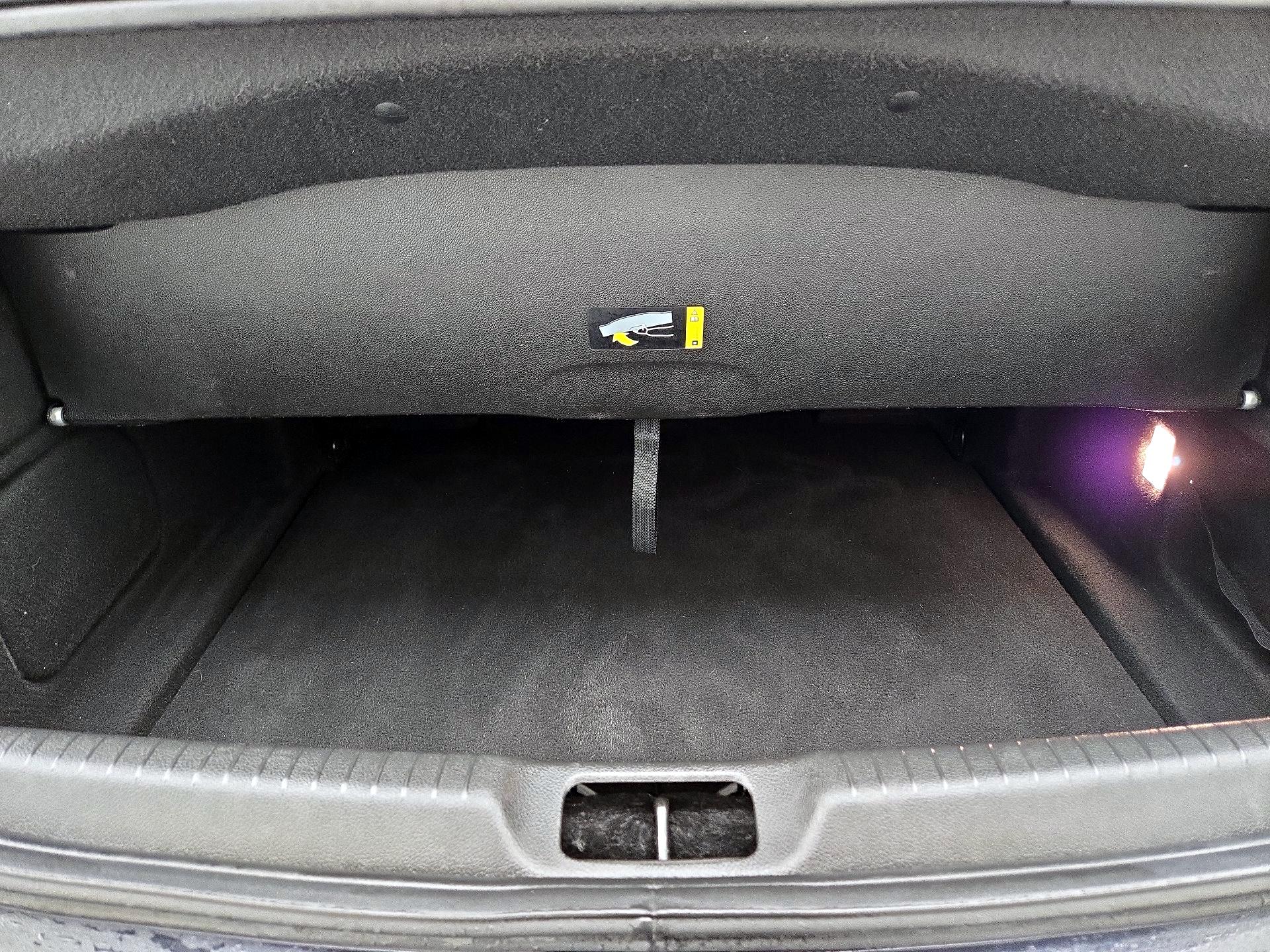 Thumbnail: 2016 Buick Cascada - 20