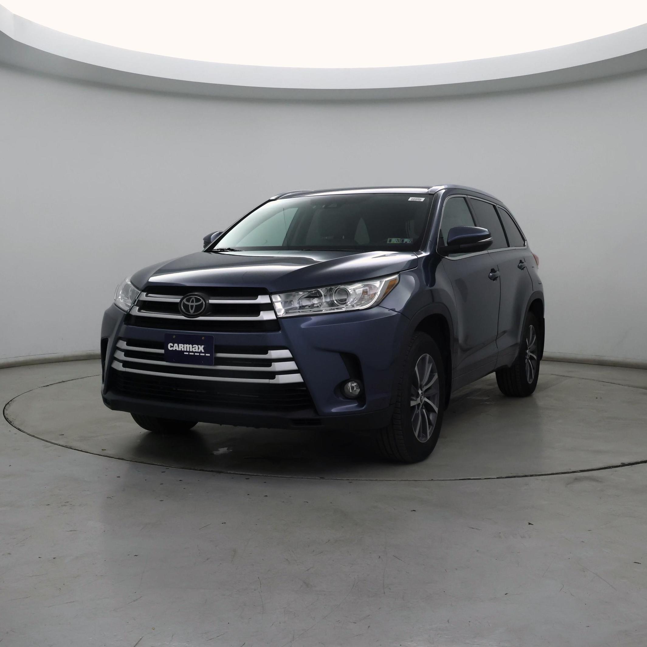 Thumbnail: 2018 Toyota Highlander - 4
