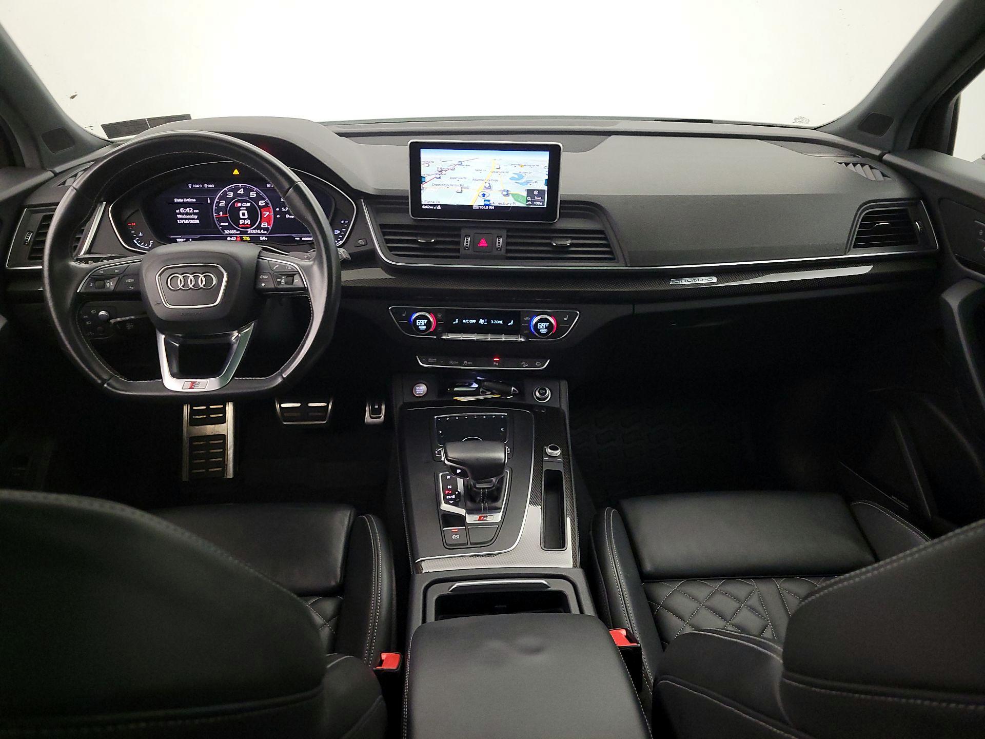 Thumbnail: 2018 Audi SQ5 - 9