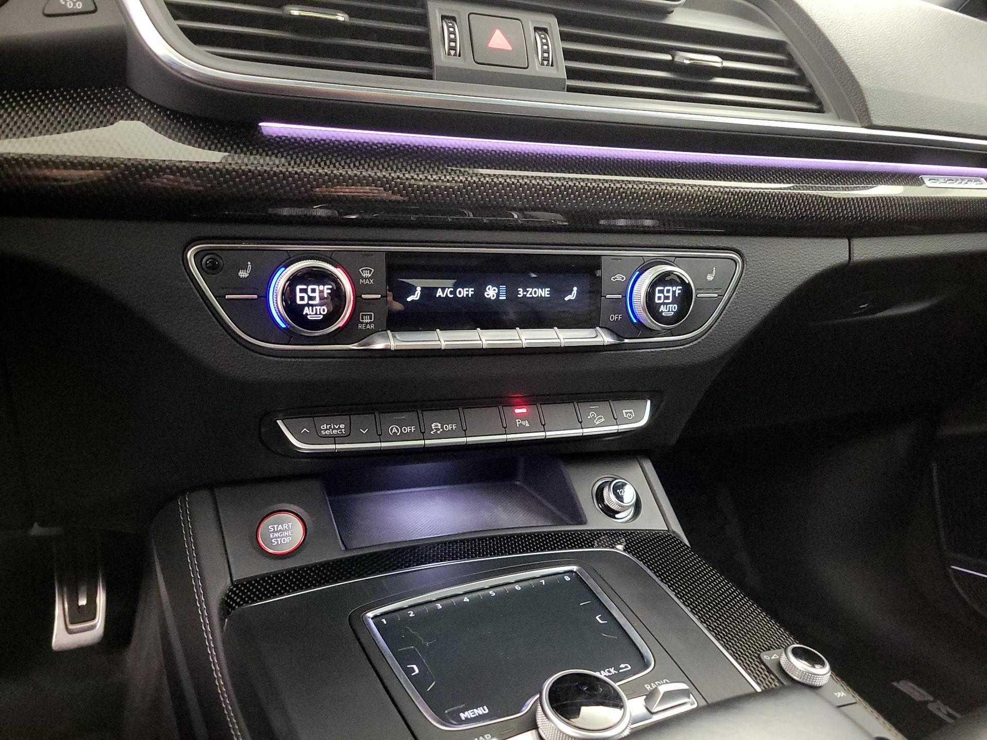 Thumbnail: 2018 Audi SQ5 - 17