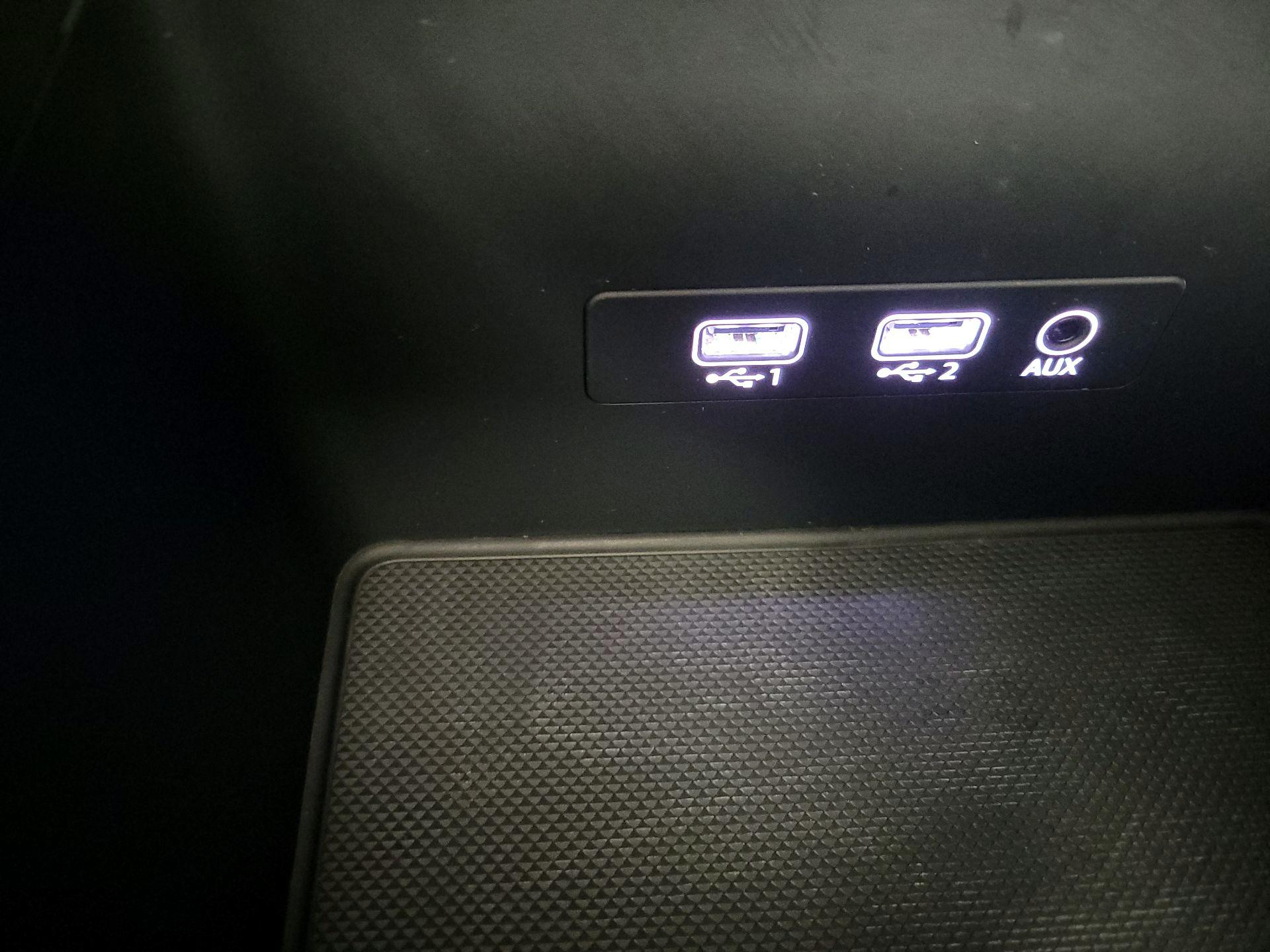 Thumbnail: 2018 Audi SQ5 - 19