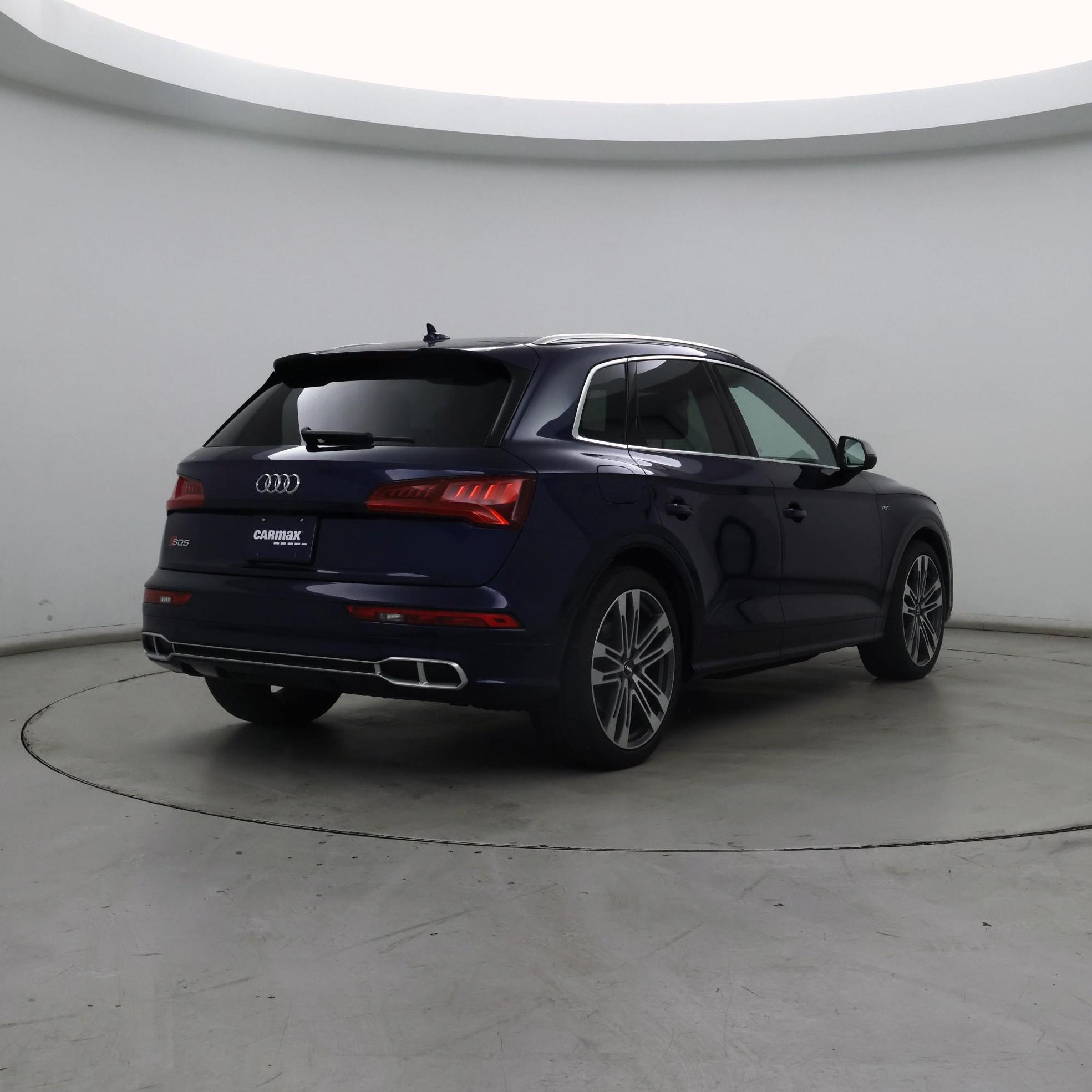Thumbnail: 2018 Audi SQ5 - 8
