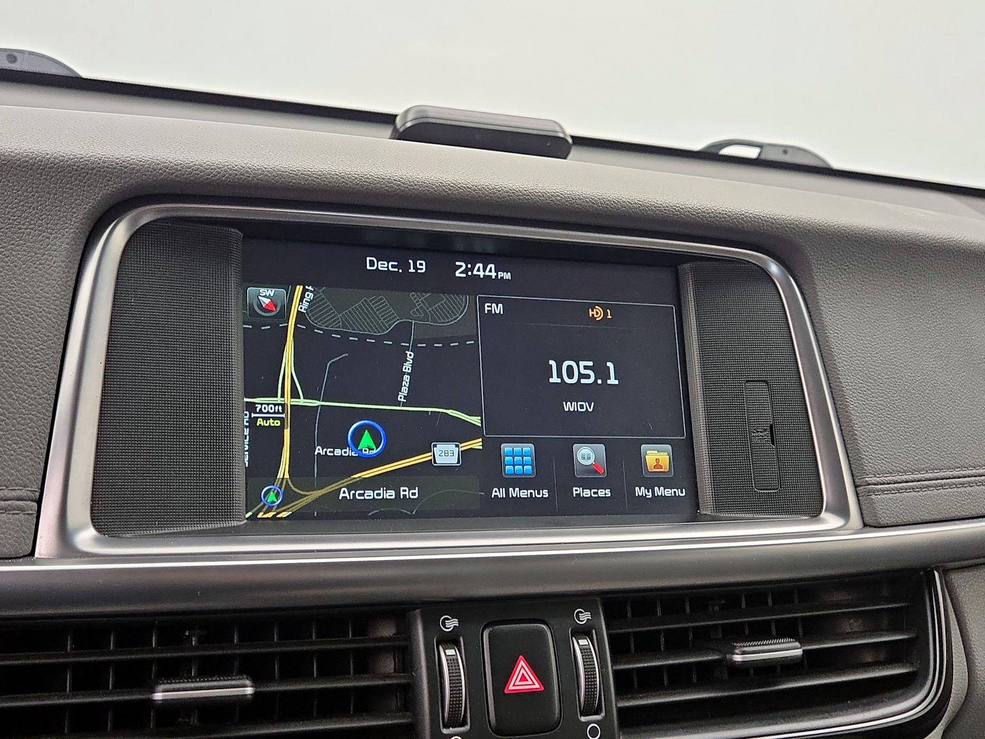 Thumbnail: 2016 Kia Optima - 16