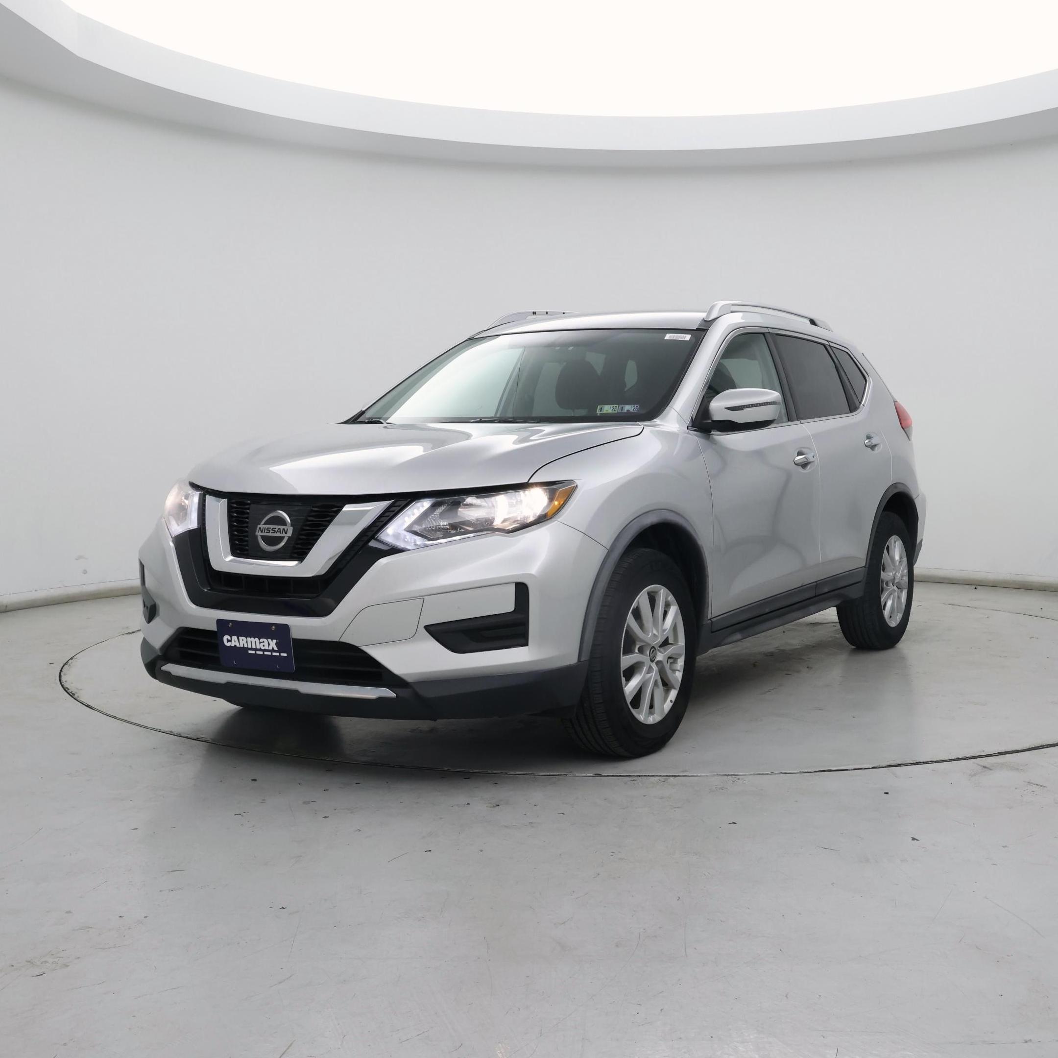 Thumbnail: 2017 Nissan Rogue - 4