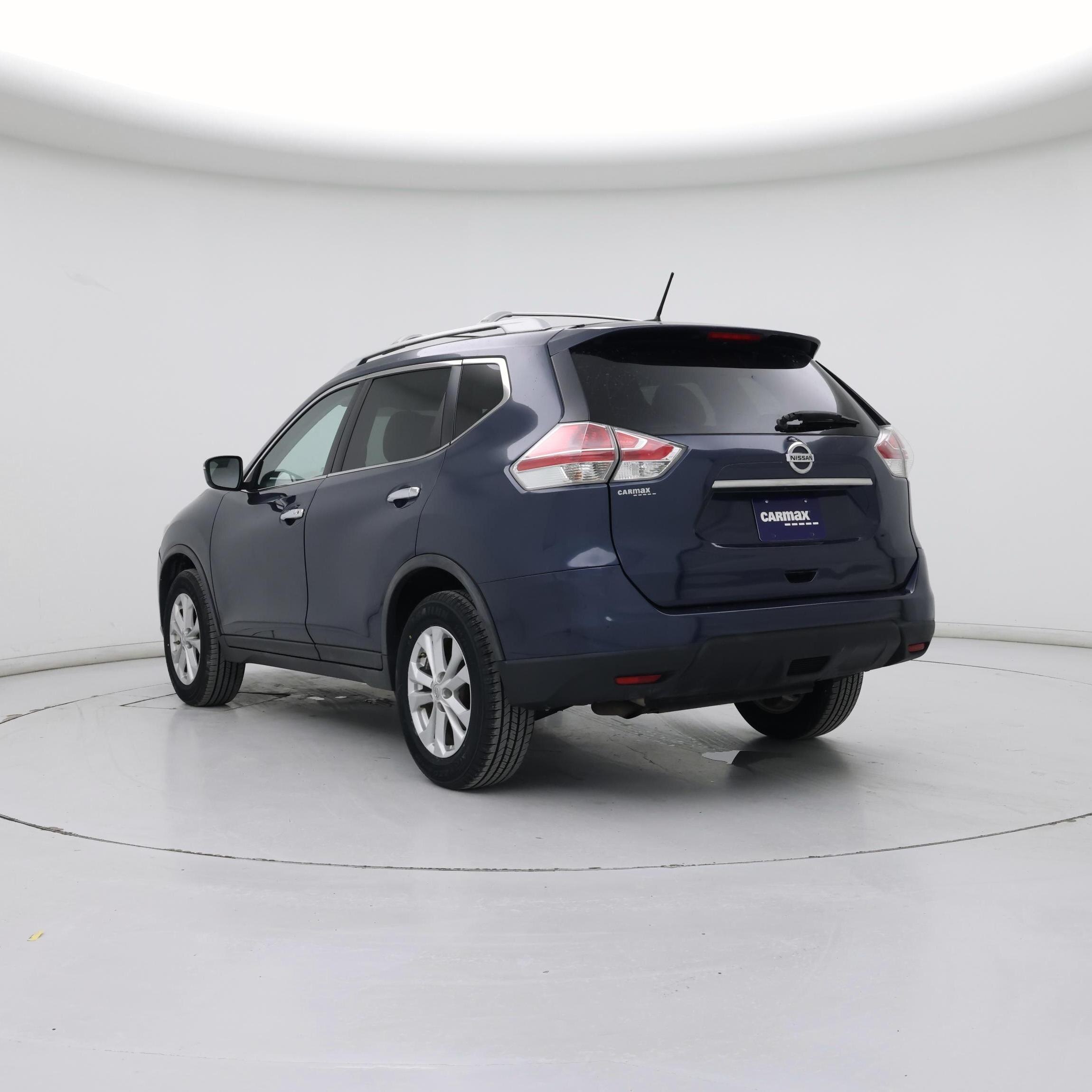 Thumbnail: 2015 Nissan Rogue - 2