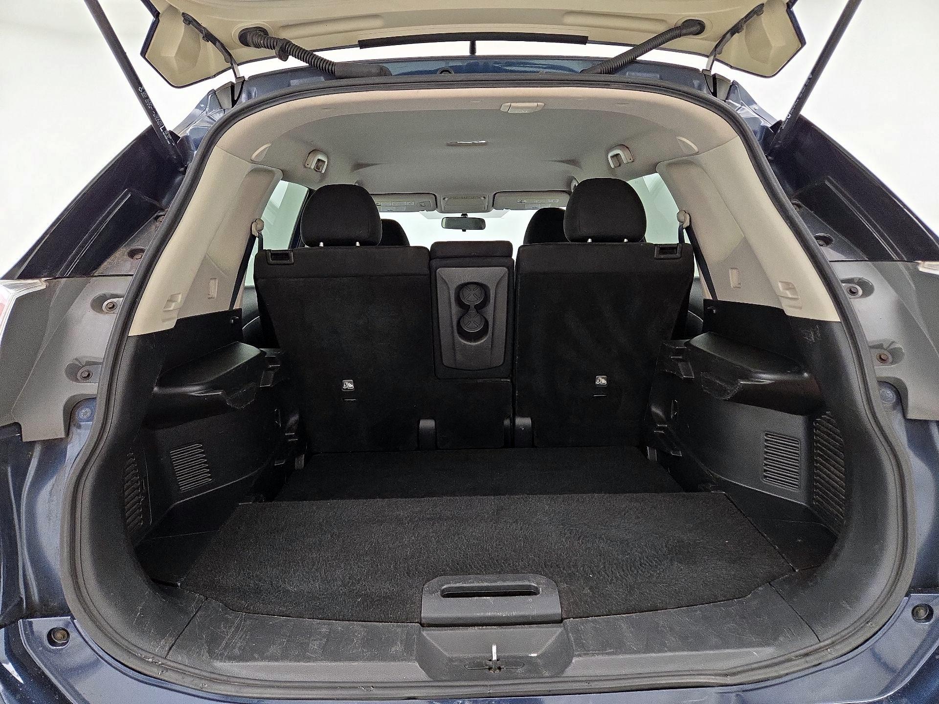 Thumbnail: 2015 Nissan Rogue - 20