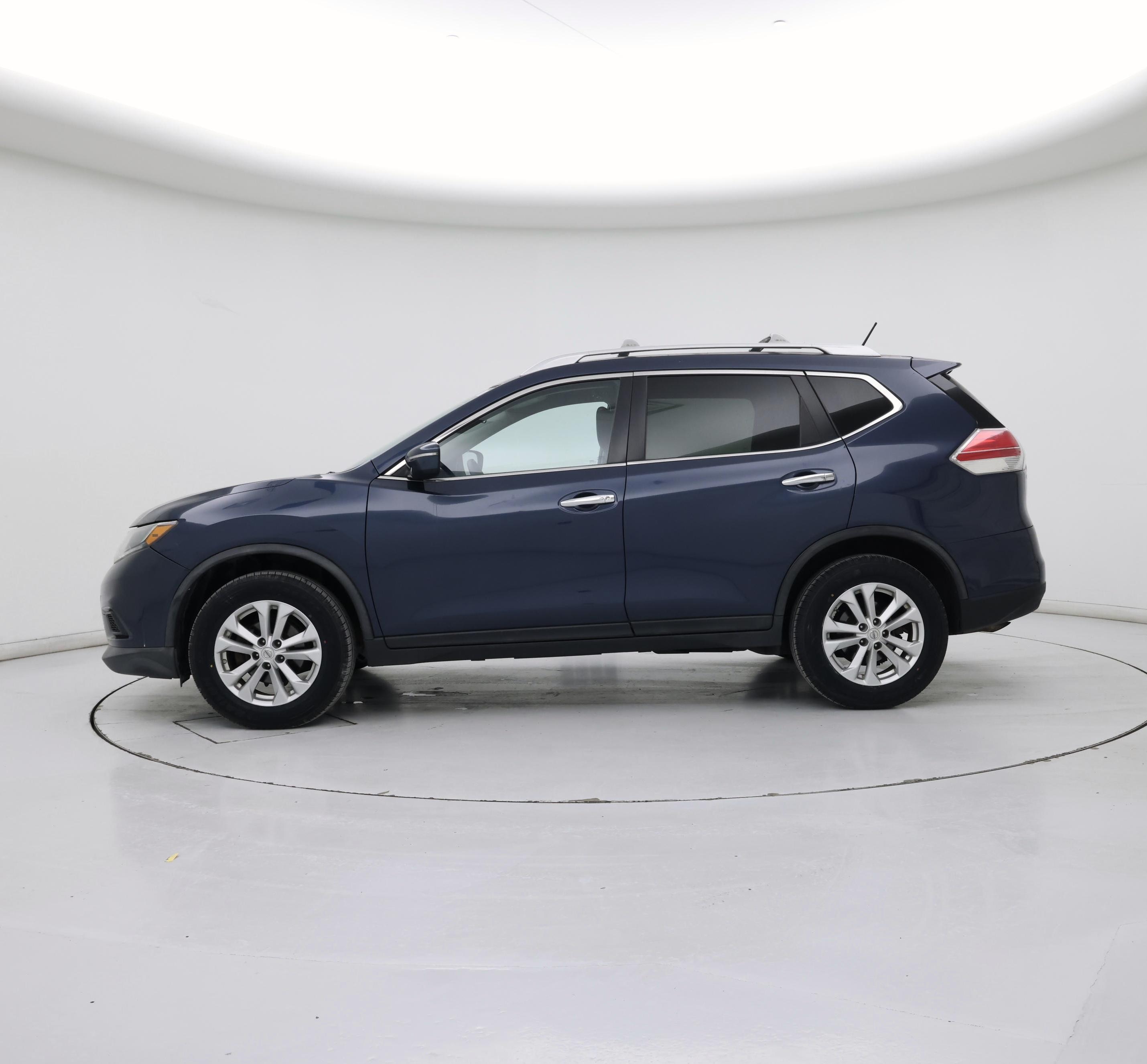 Thumbnail: 2015 Nissan Rogue - 3