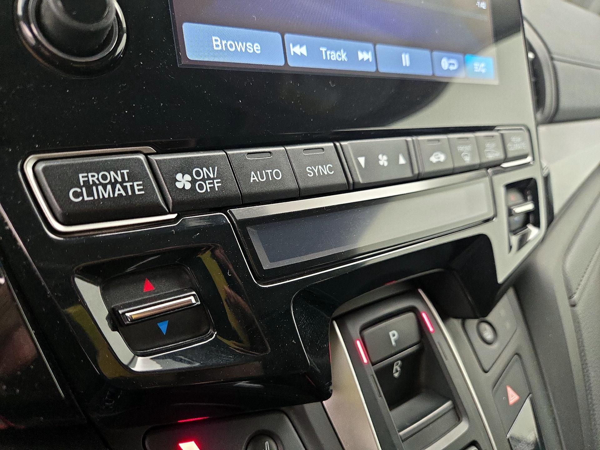 Thumbnail: 2022 Honda Odyssey - 16