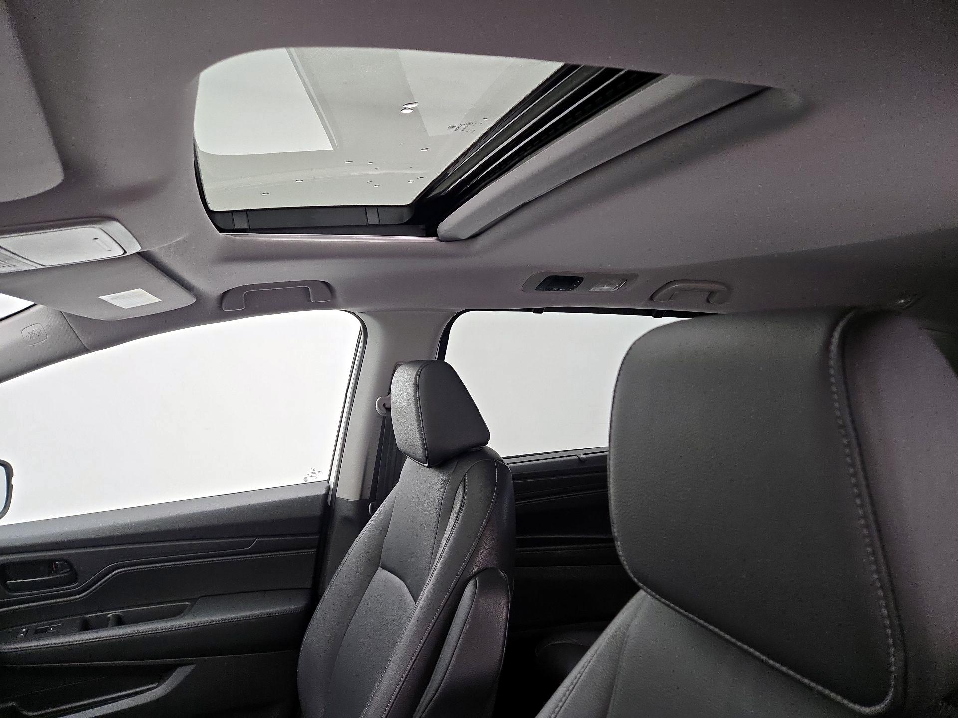 Thumbnail: 2022 Honda Odyssey - 19