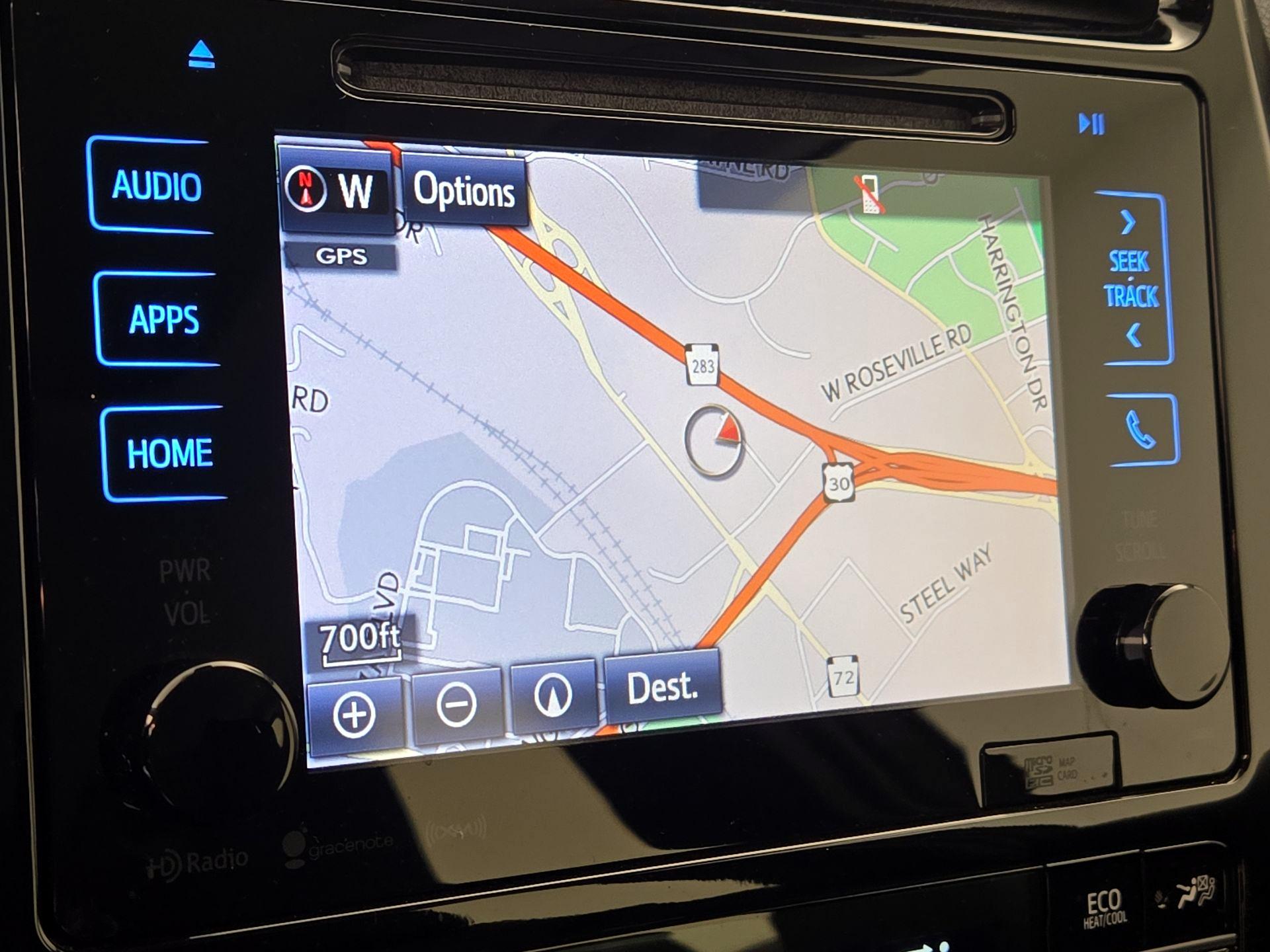 Thumbnail: 2017 Toyota Prius - 13