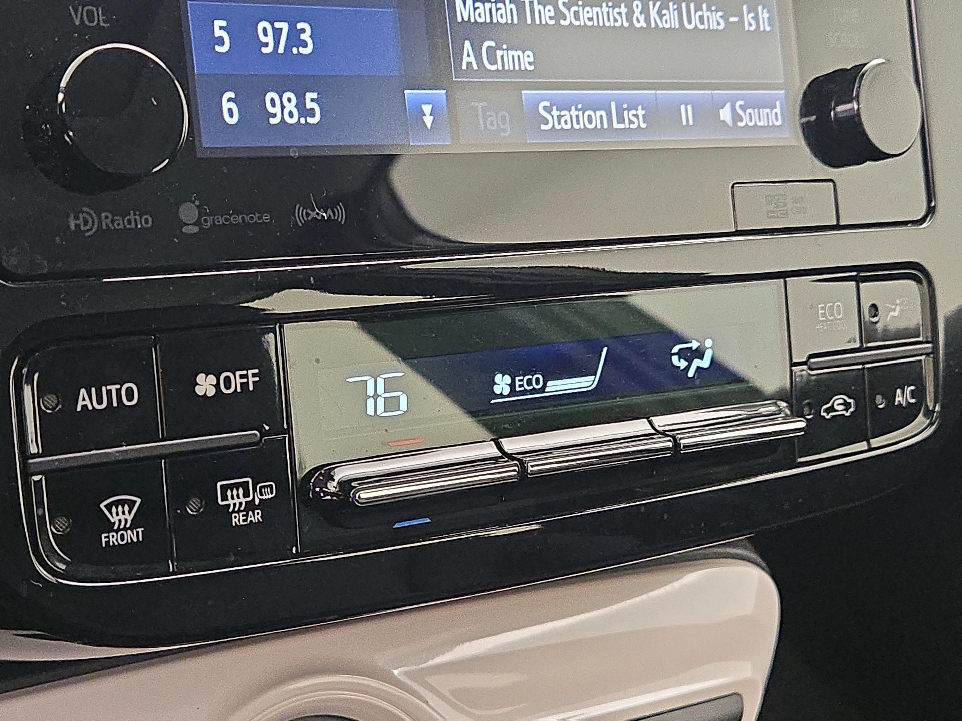 Thumbnail: 2017 Toyota Prius - 16