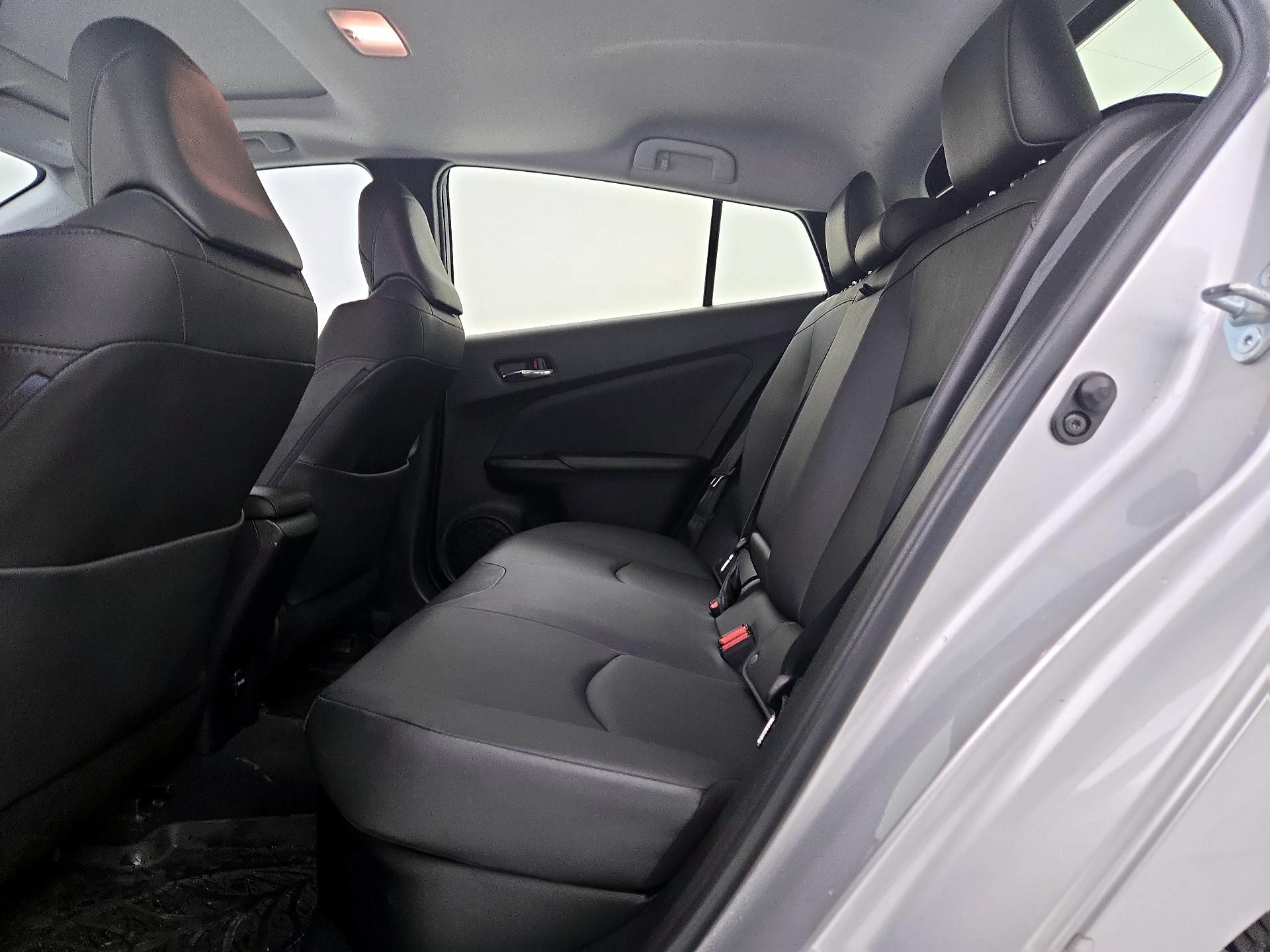 Thumbnail: 2017 Toyota Prius - 20