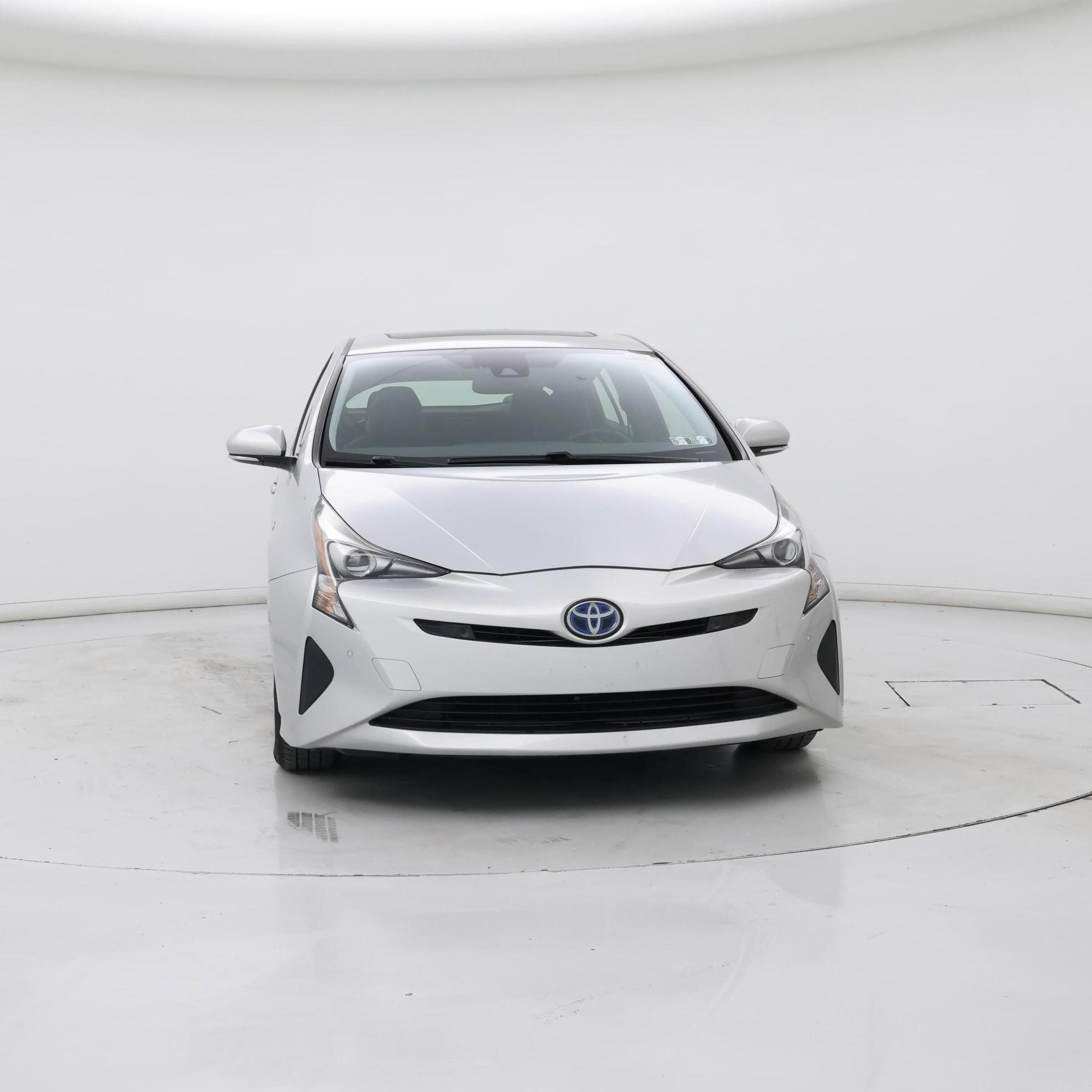 Thumbnail: 2017 Toyota Prius - 5