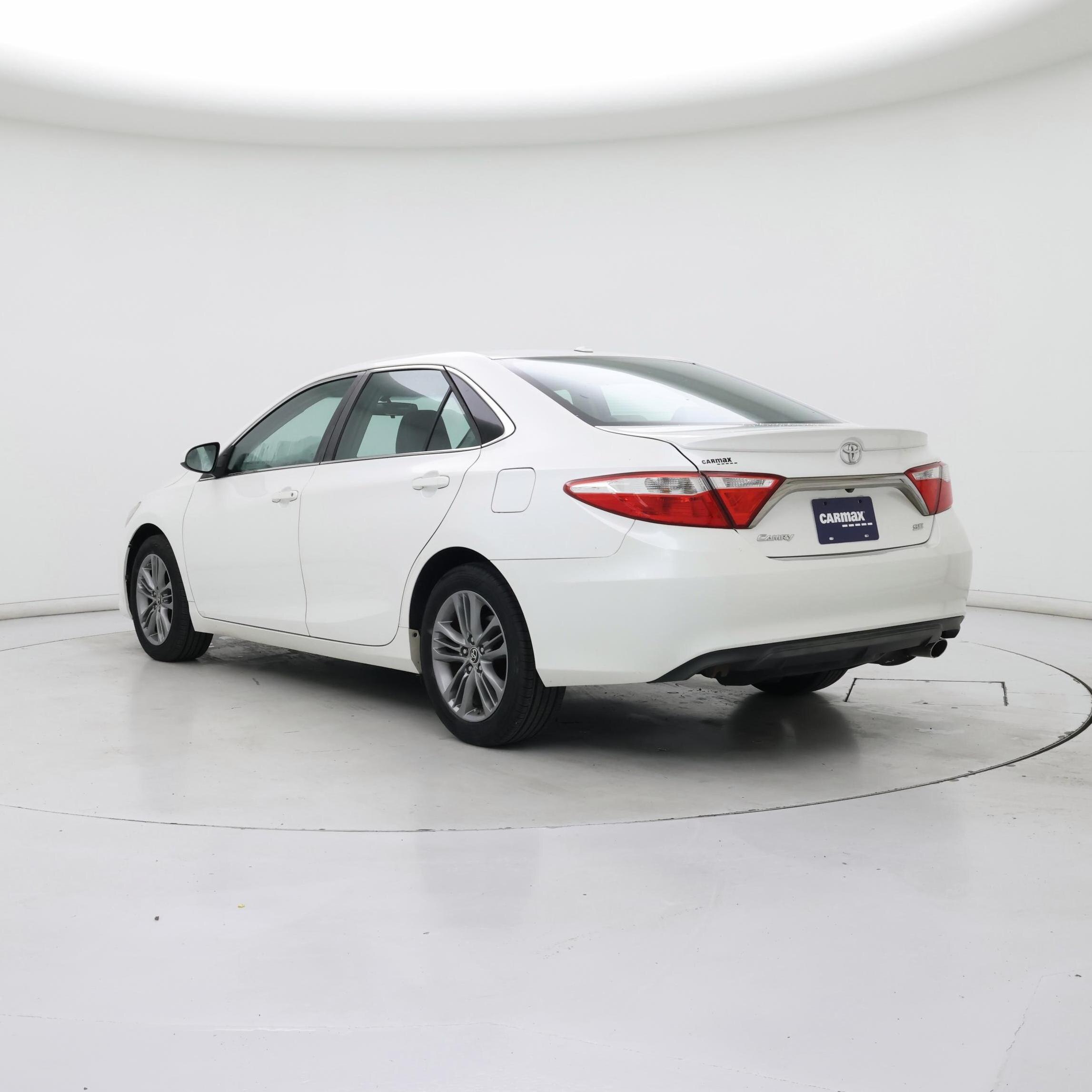Thumbnail: 2015 Toyota Camry - 2
